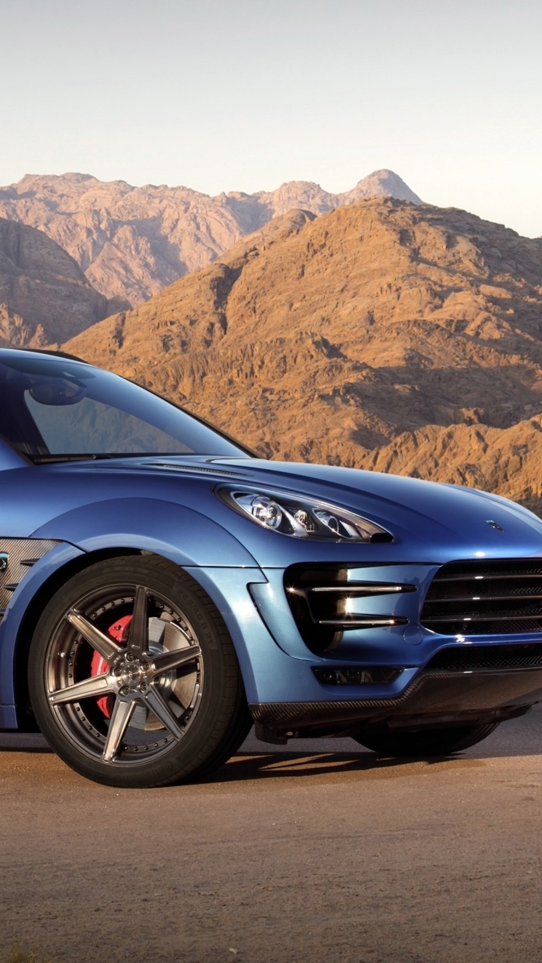 Порше панамера 2022. Porsche 911 panamera turbo s. Porshe 718 cayman gt4. Новые автомобили порше. Новые автомобили порше.