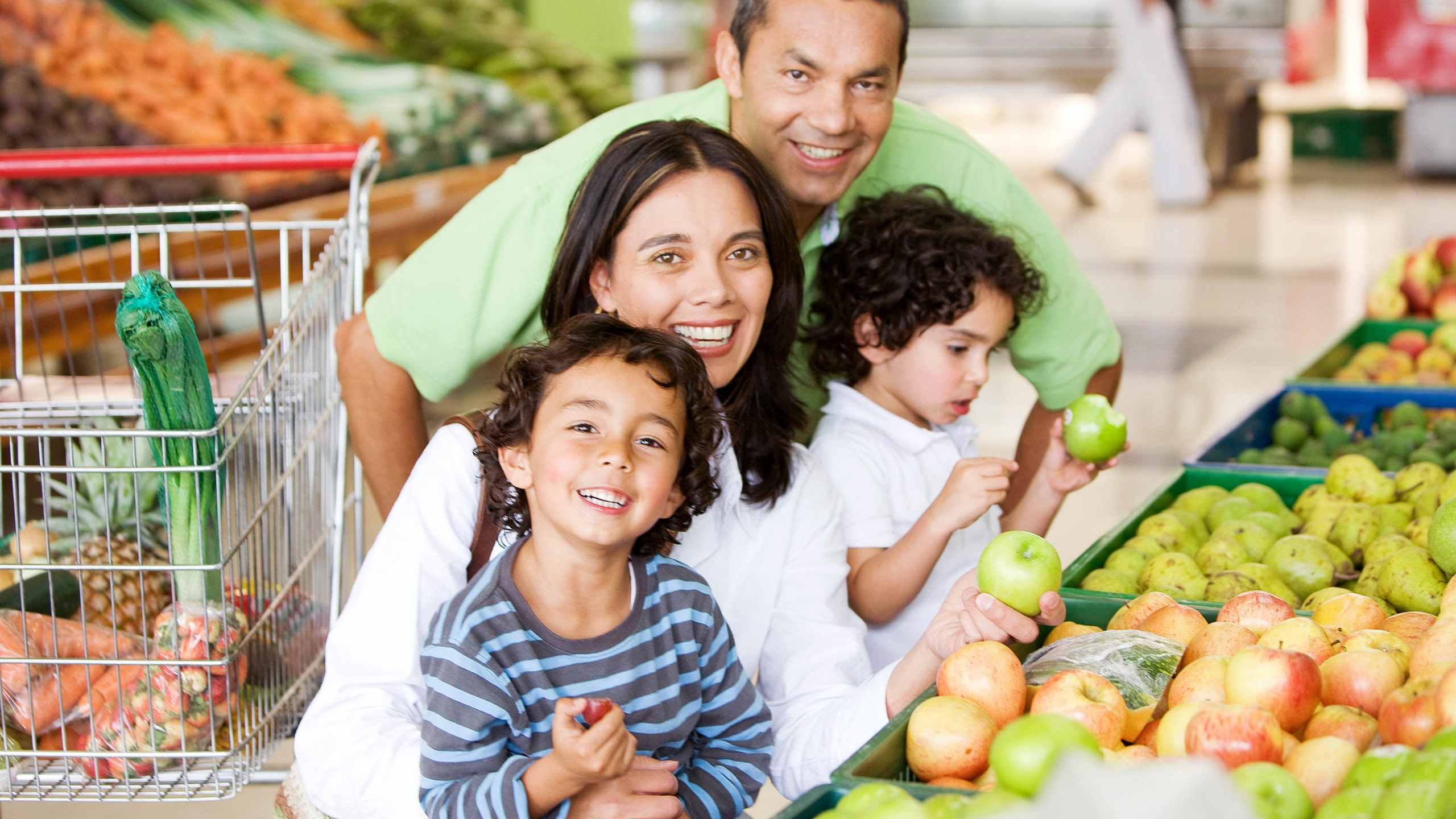 Какие продовольственные товары вы ваша семья приобретаете