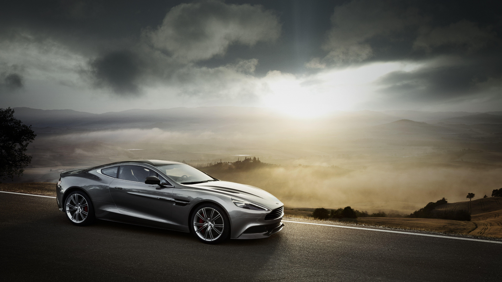Aston Martin 1366С…768