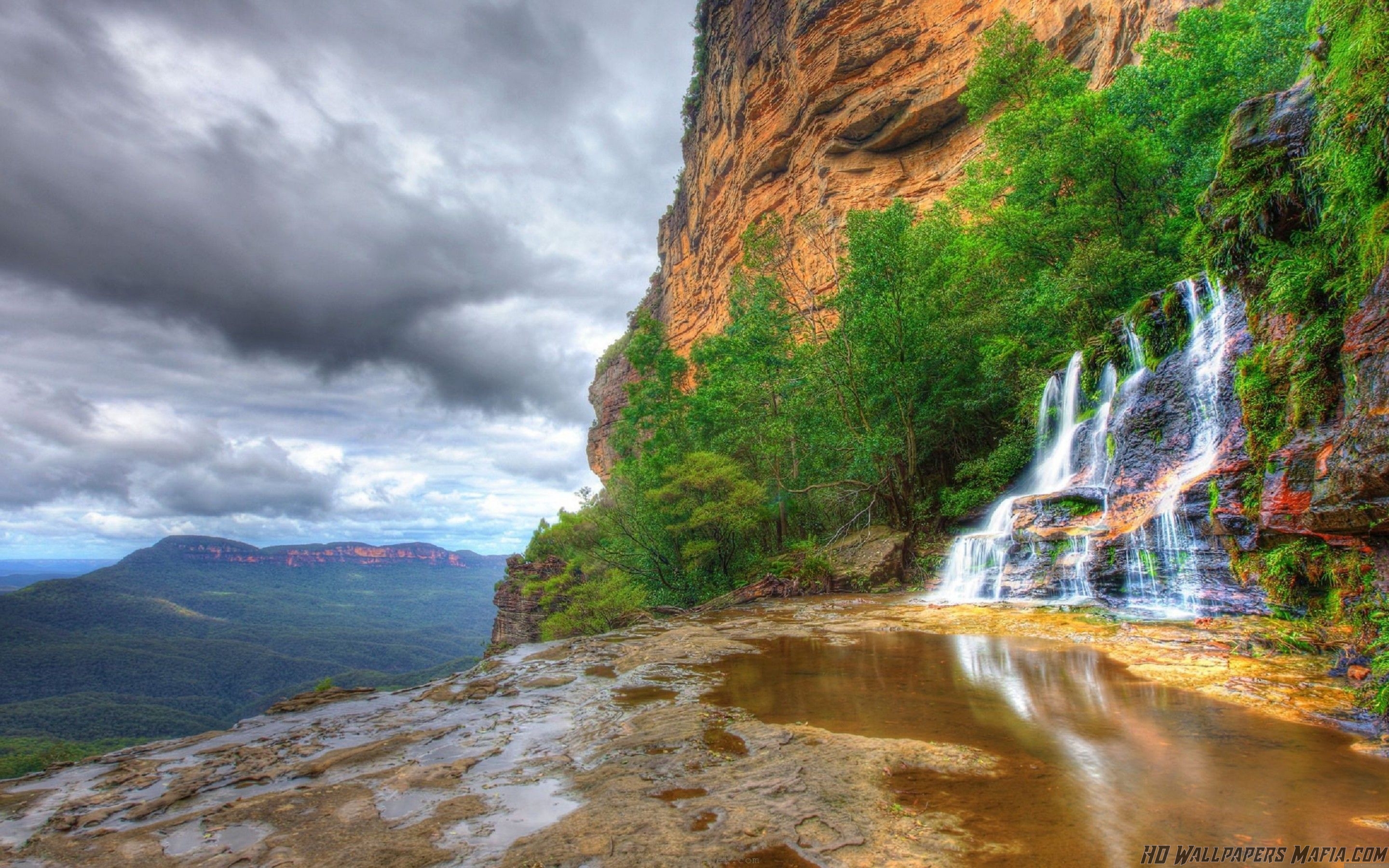 Mountain falls. Национальный парк Блу-Маунтинс Австралия. Блу-Маунтинс (горы, США). Водопад Аркоирис. Природа Кахети горы водопад.