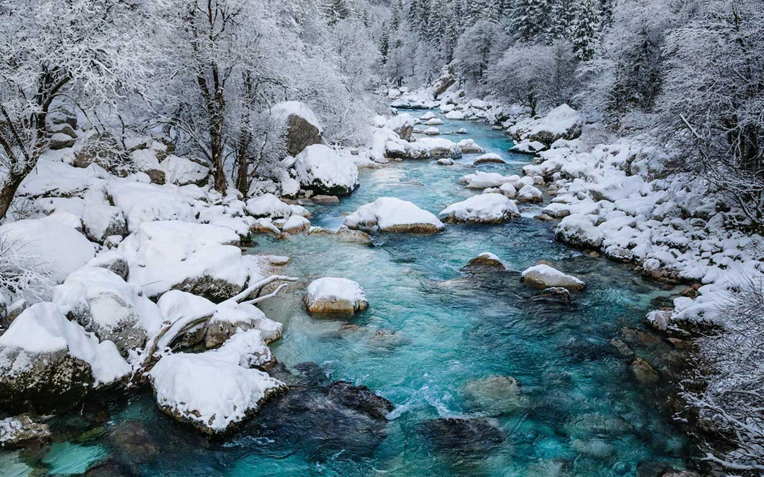 Зимняя река соча