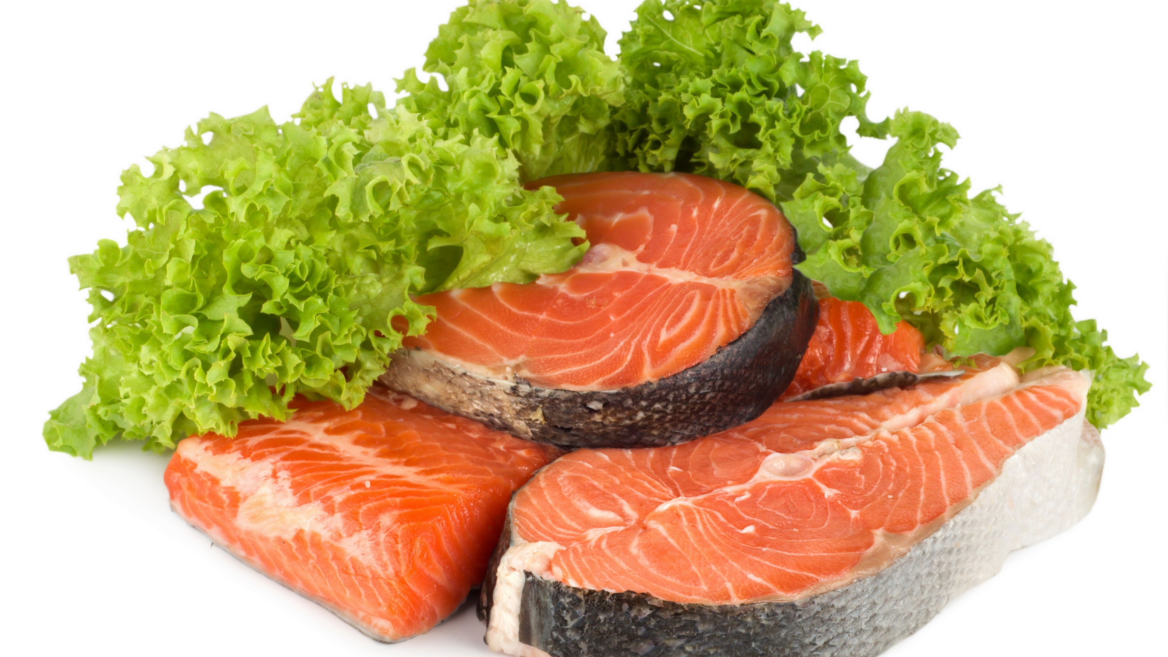 Fish product. Мясо рыба. Рыба еда. Мясные и рыбные продукты. Морепродукты на белом фоне.