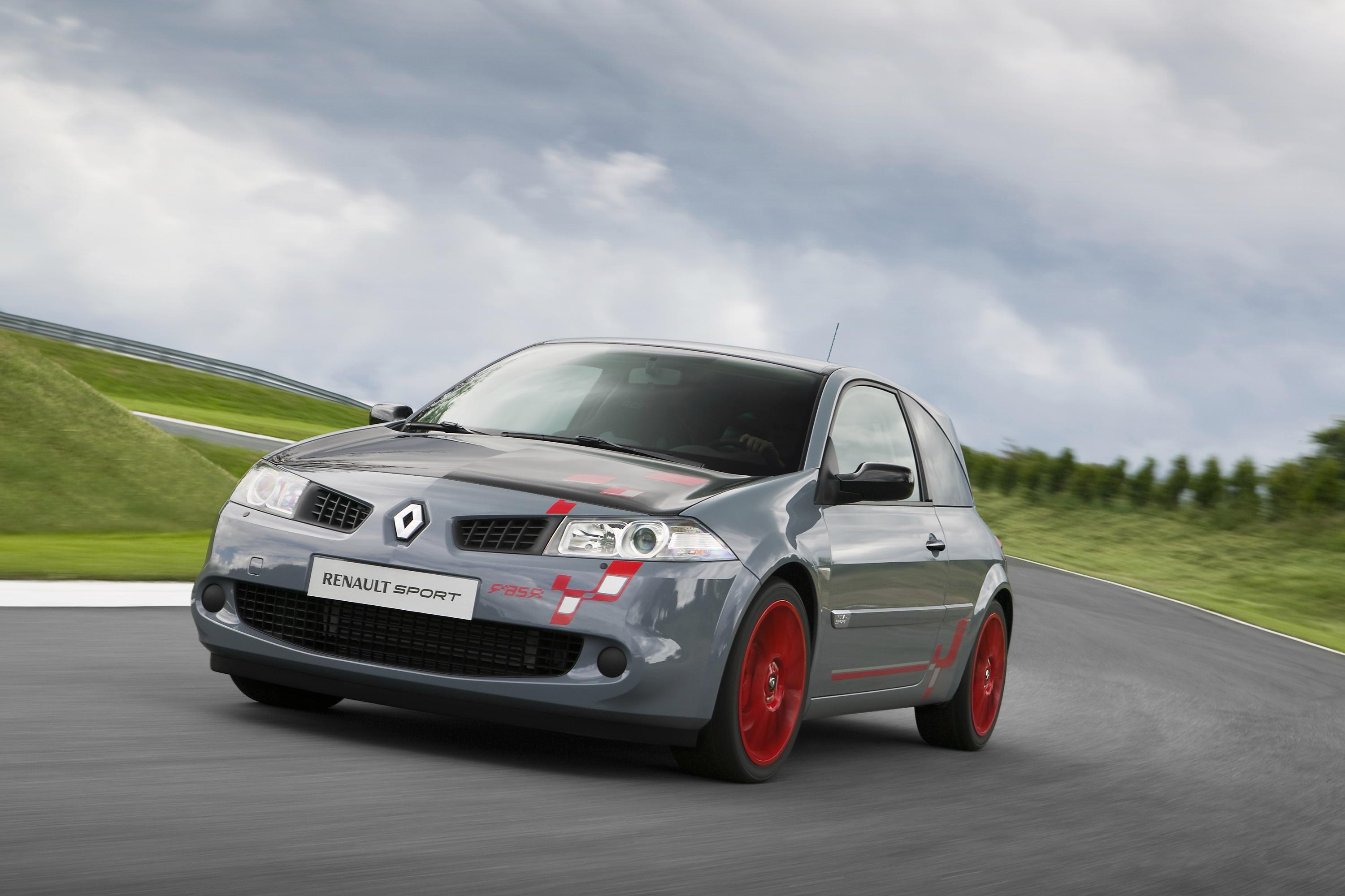 Renault scenic ii 2003. Оно рено 2. Оно рено 2. Оно рено 2. Рено меган 2 2005.