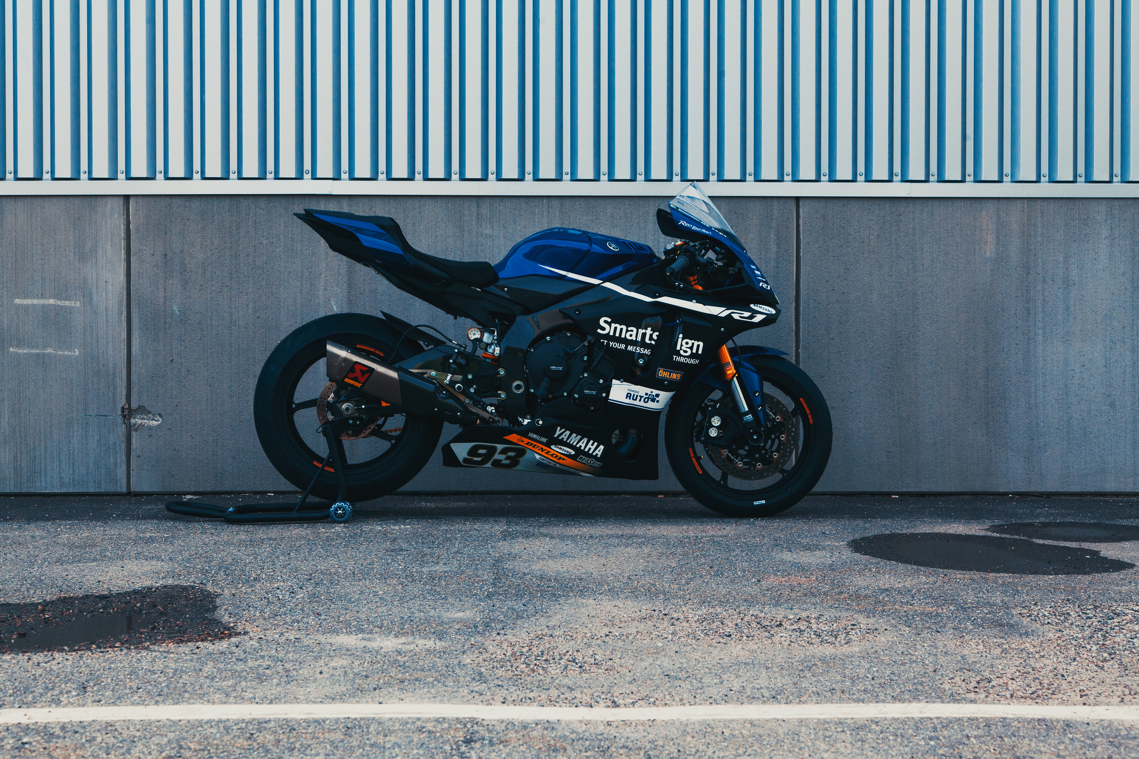 Gsx-r 600 k6. Suzuki gsx-r 750 k8. R k 8 0 0. Yamaha r1 4k. Suzuki gsxr 750 k8.