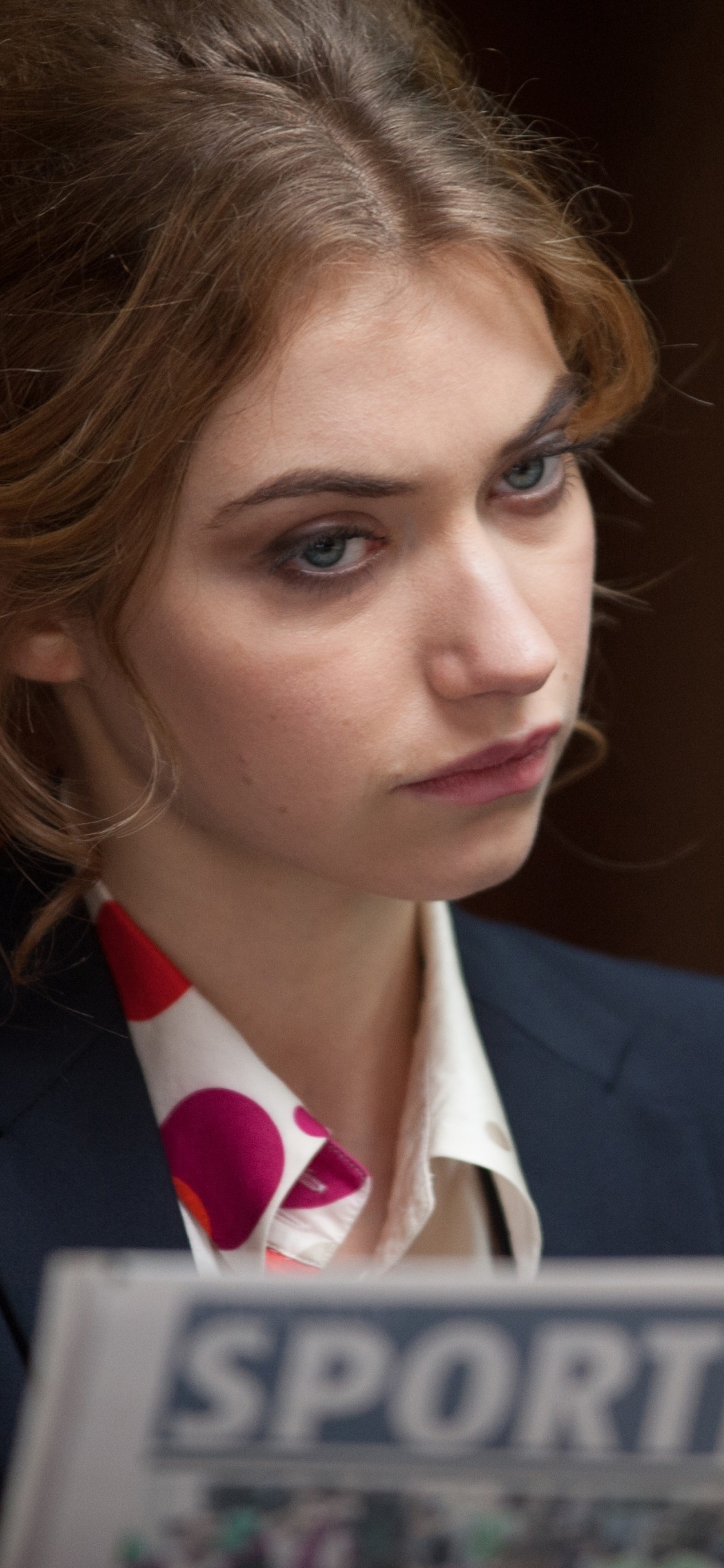 Обои лицо, лоб, адаптация, занятость, представитель в разрешении 1125x2436