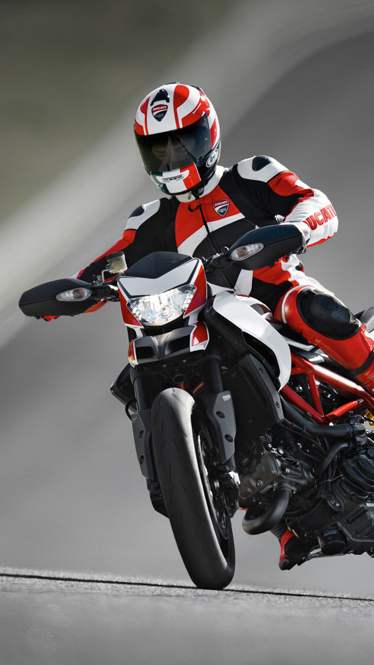 Обои Ducati Hypermotard, ducati, мотоцикл, супермото, автоспорт в разрешении 750x1334