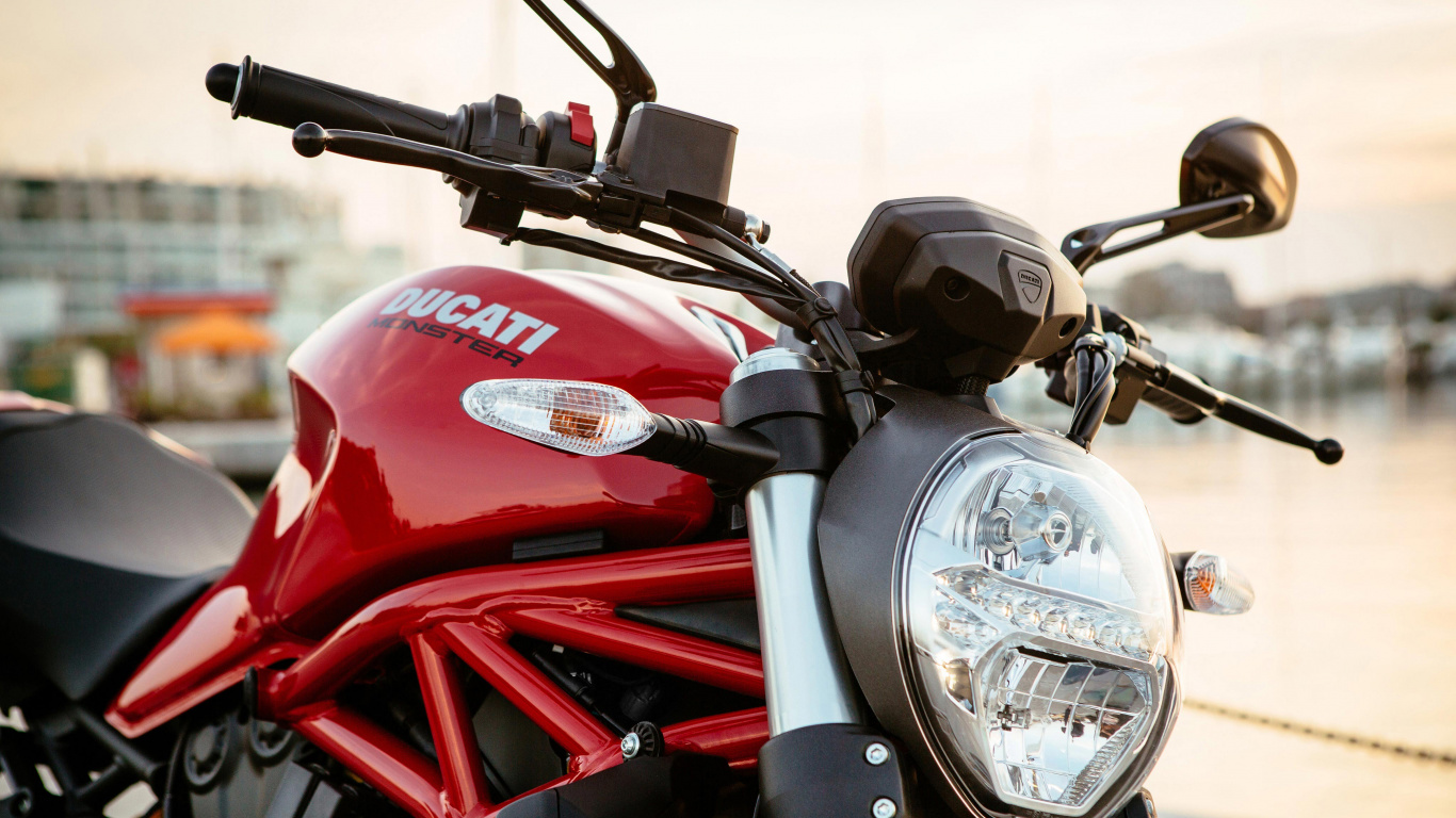 Обои Дукати Монстр 821 2018, ducati, мотоцикл, фара, автомобильное освещение в разрешении 1366x768