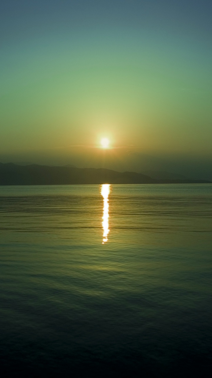 Обои горизонт, macbook, iMac, макбук Эйр, apple в разрешении 720x1280