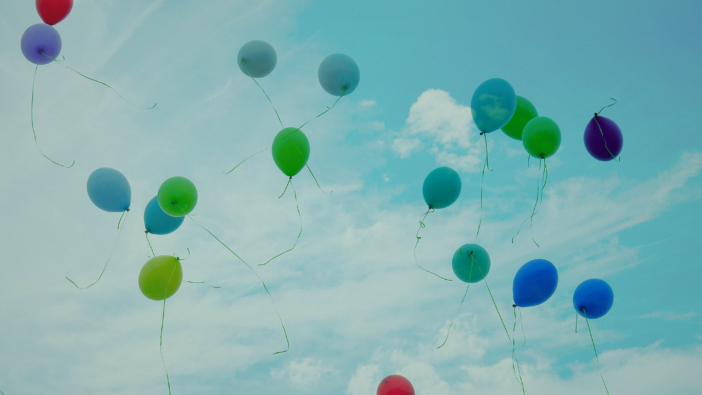Обои воздушный шарик, синий, зеленый, поставкы партии, бирюза в разрешении 1366x768