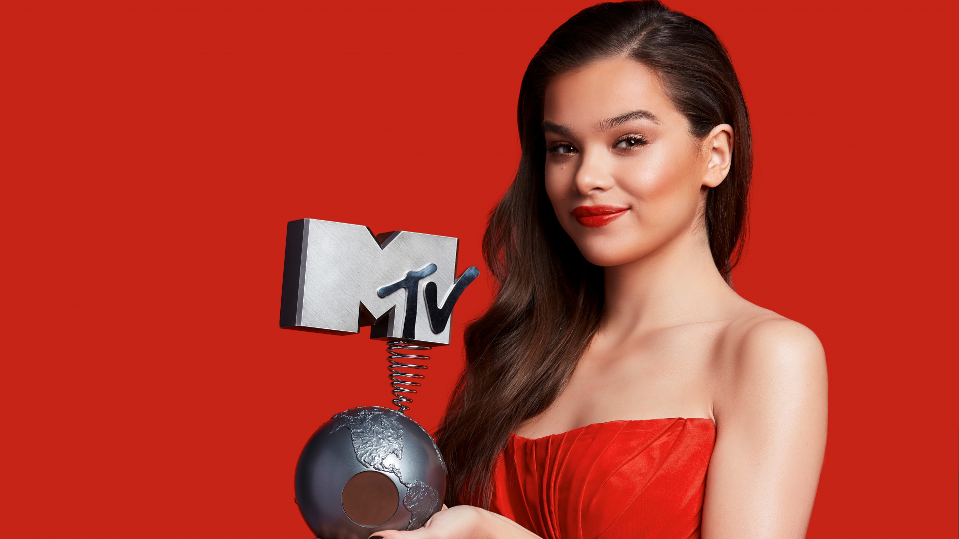 Обои hailee штайнфельд, 2018 МТВ Европа музыка наград, канал MTV, красный цвет, красота в разрешении 1920x1080