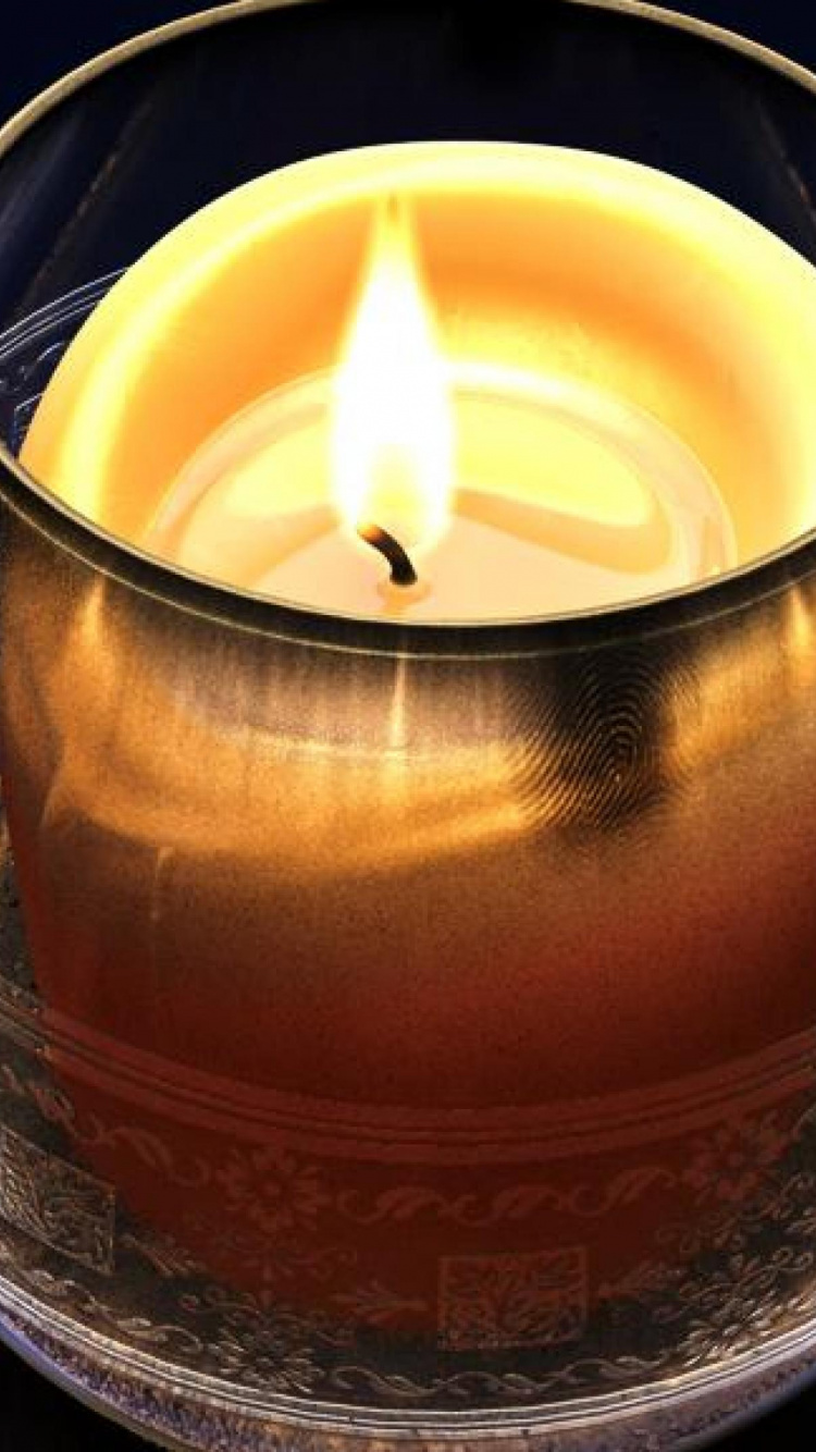 Обои свеча, освещение, пламя, воск, дизайн интерьера в разрешении 750x1334