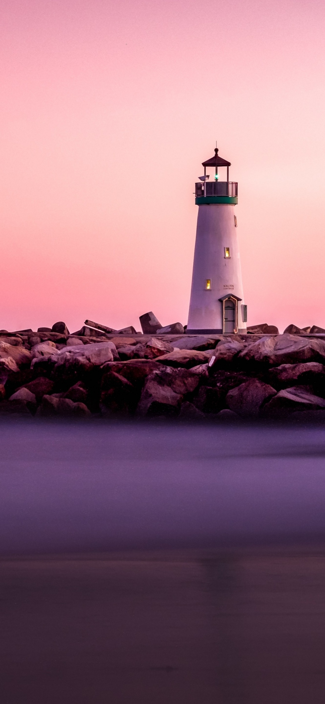 Обои Маяк Уолтона, Маяк, море, горизонт, вышка в разрешении 1125x2436