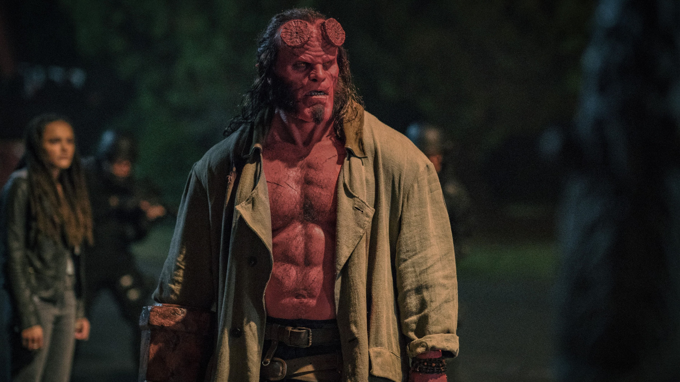 Обои Хеллбой 2019, хеллбой, Нил Маршалл, Хеллбой II Золотая армия, человек в разрешении 1366x768