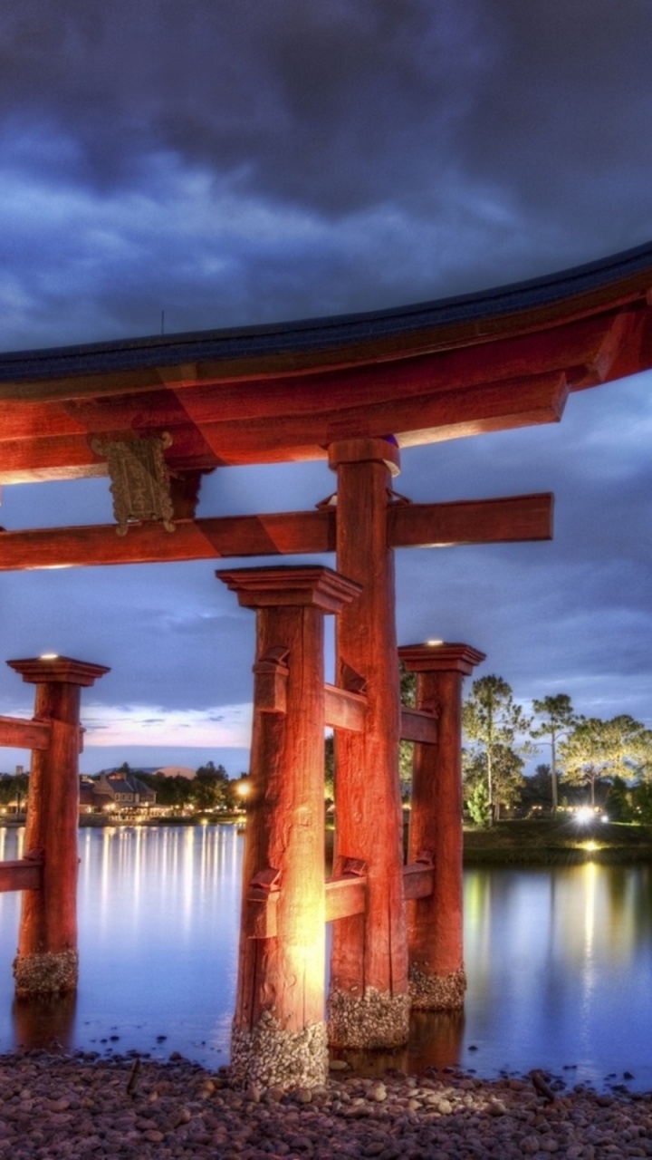 Обои тории, архитектура, отражение, небо, рассвет в разрешении 720x1280