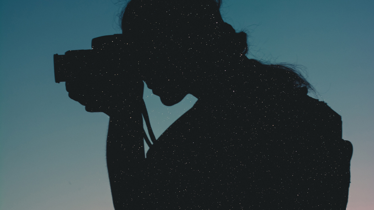 Обои облако, подсветка, силуэт, небо, человек нажатием в разрешении 1280x720