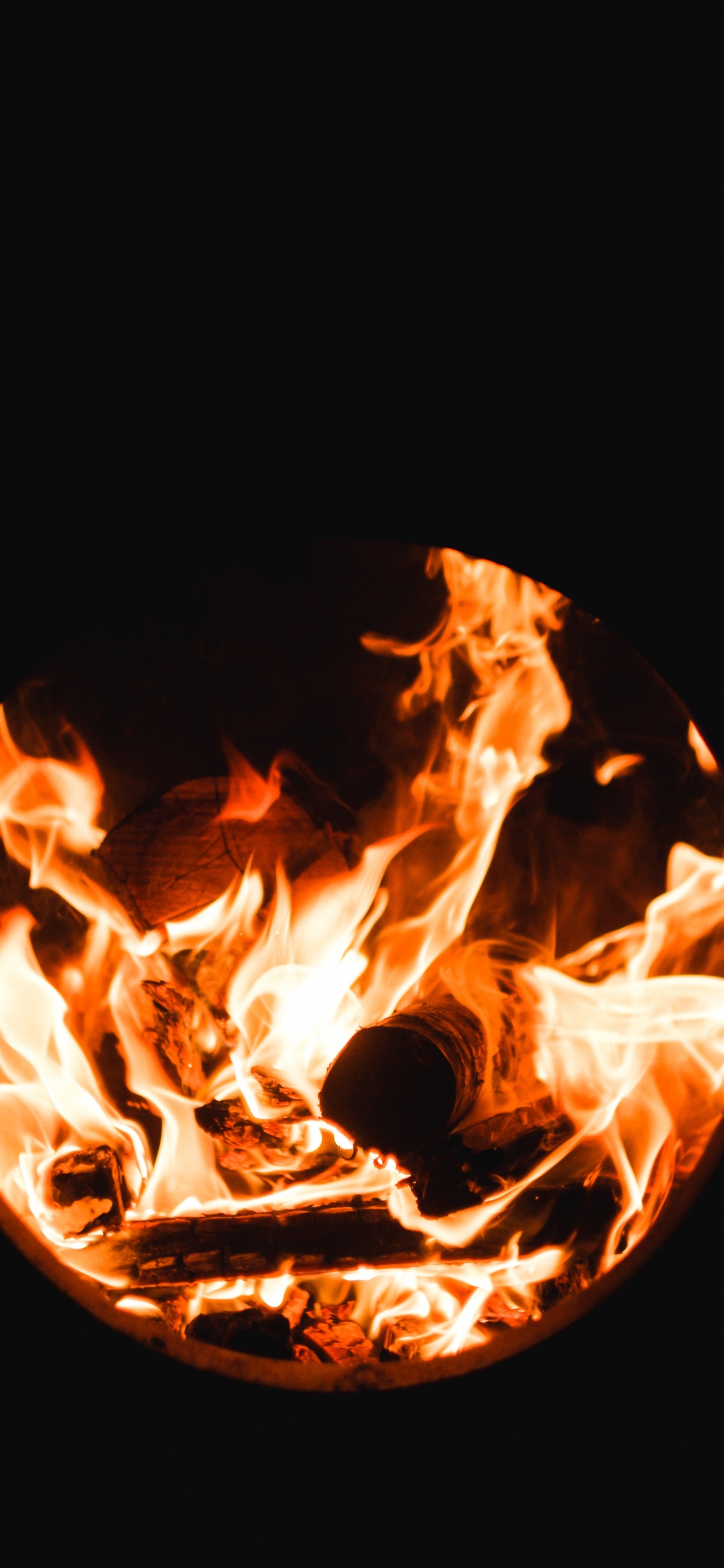 Обои пламя, огонь, тепло, событие, газ в разрешении 1125x2436