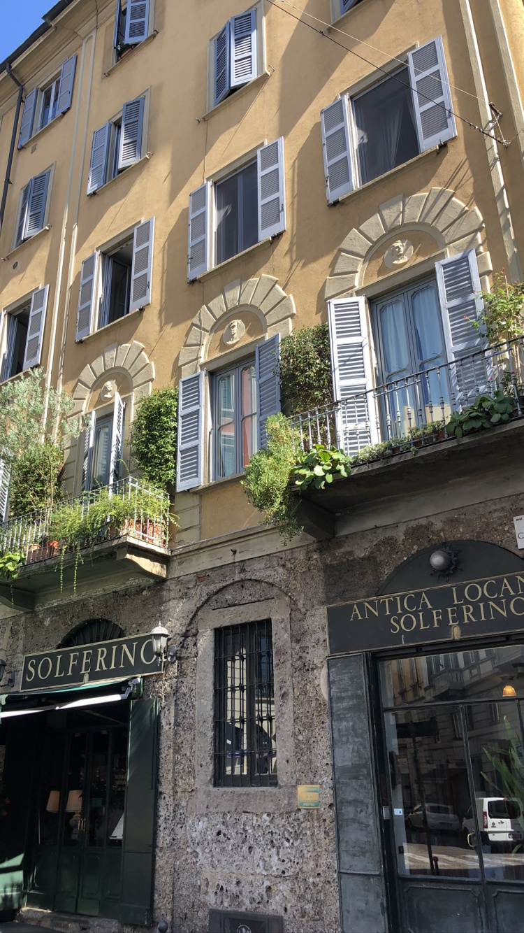 Обои кондоминиум, окно, недвижимость, фасад, соседство в разрешении 750x1334