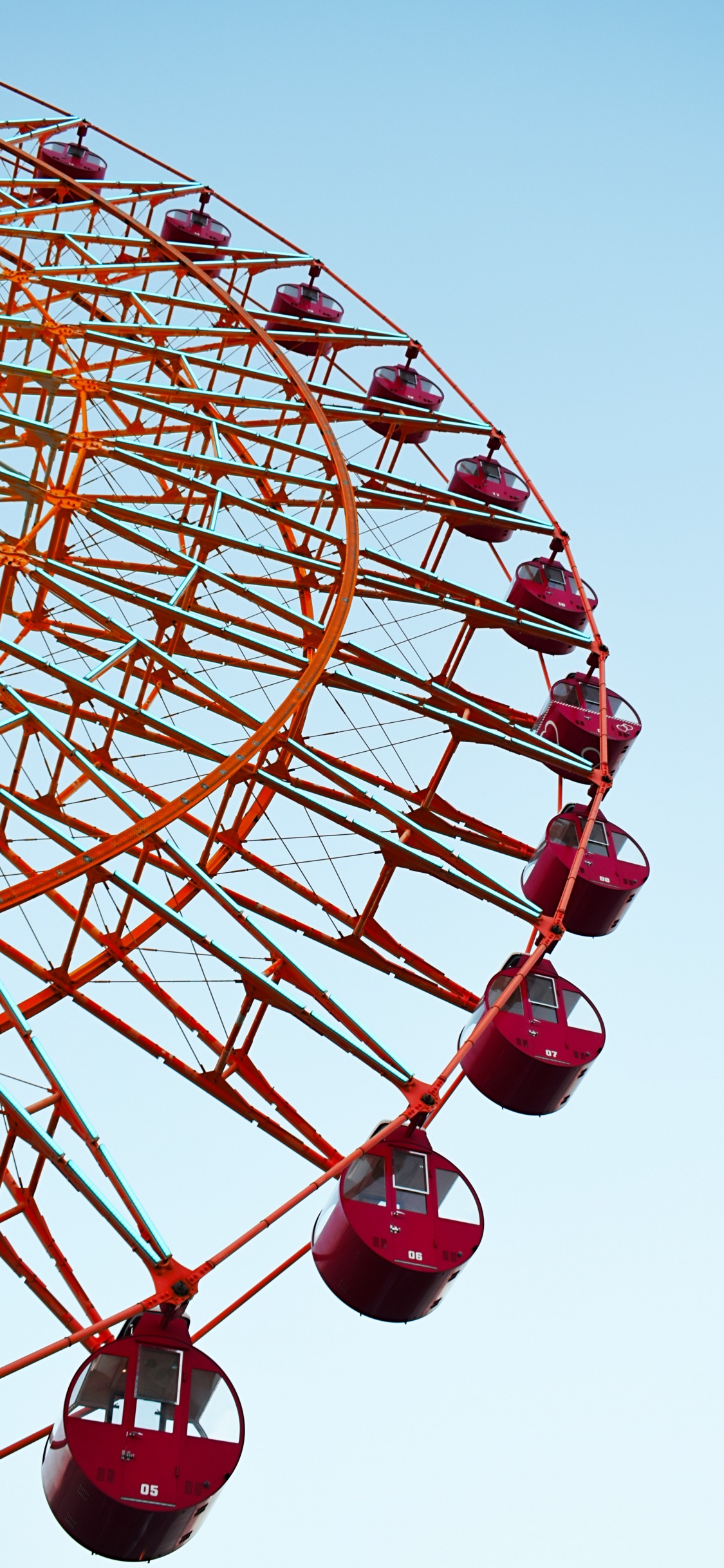 Обои колесо обозрения, парк развлечений, достопримечательность, отдых, аттракцион в разрешении 1125x2436