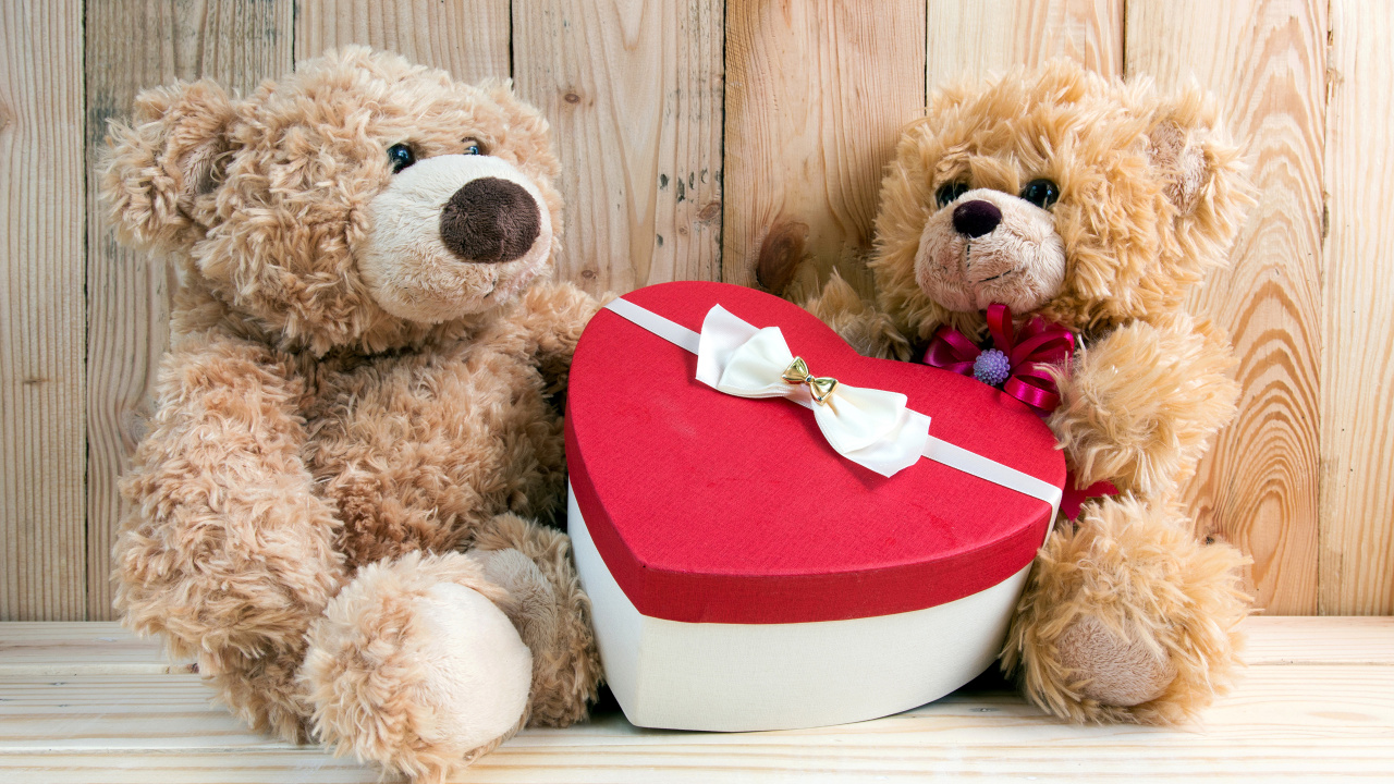 Обои плюшевый мишка, сердце, мягкая игрушка, игрушка, плюш в разрешении 1280x720