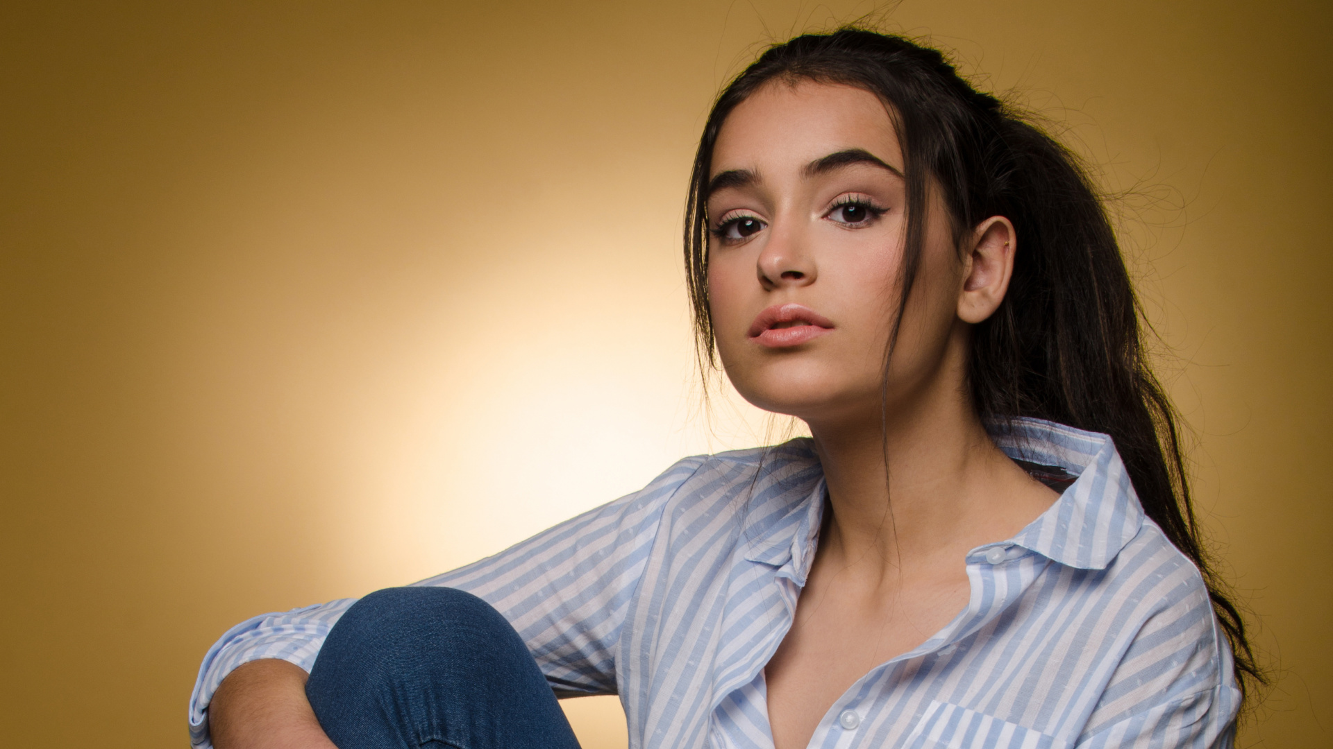 Обои красота, лицо, волосы, губа, подбородок в разрешении 1920x1080