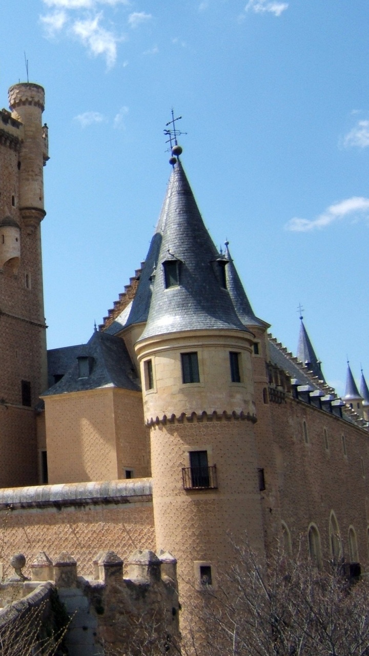 Обои замок, дворец, средневековая архитектура, здание, историческое место в разрешении 720x1280