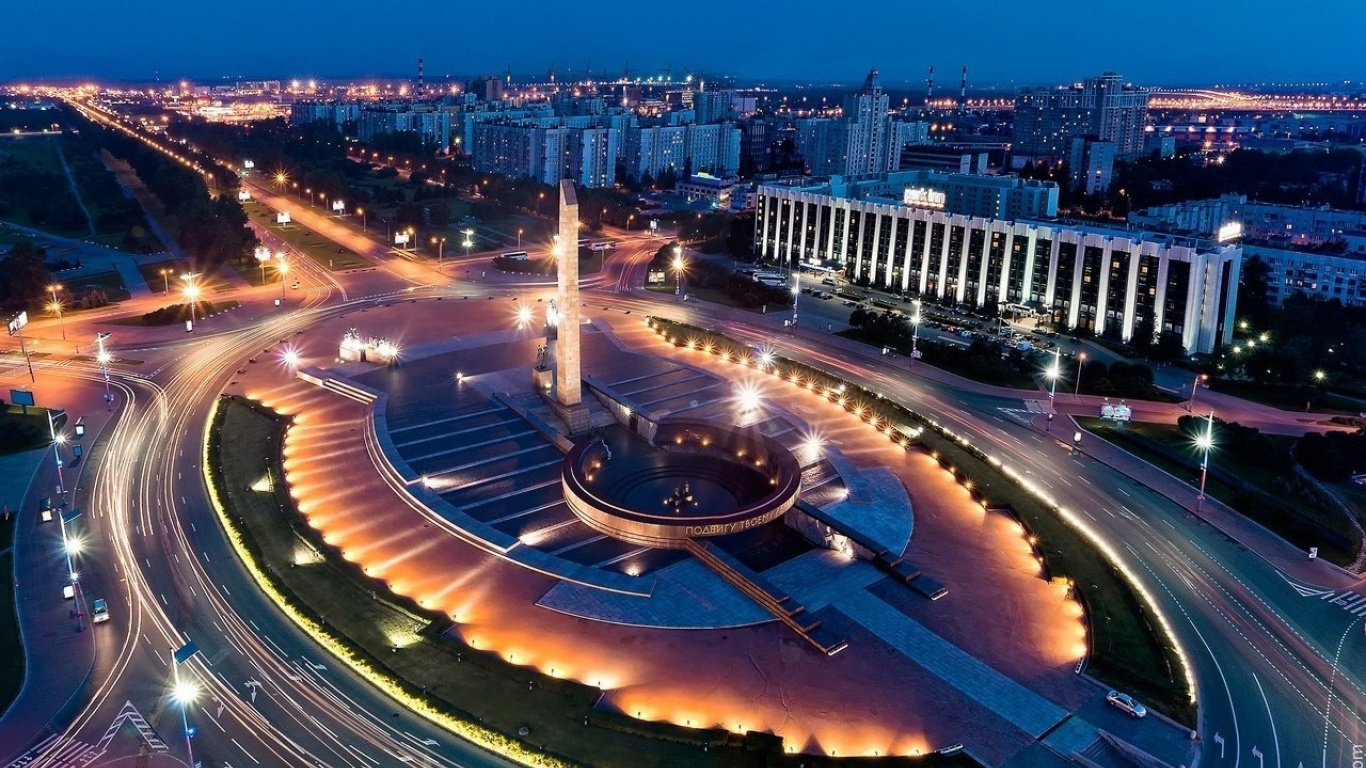 Обои Москва, Санкт Петербург, ориентир, городской район, город в разрешении 1366x768