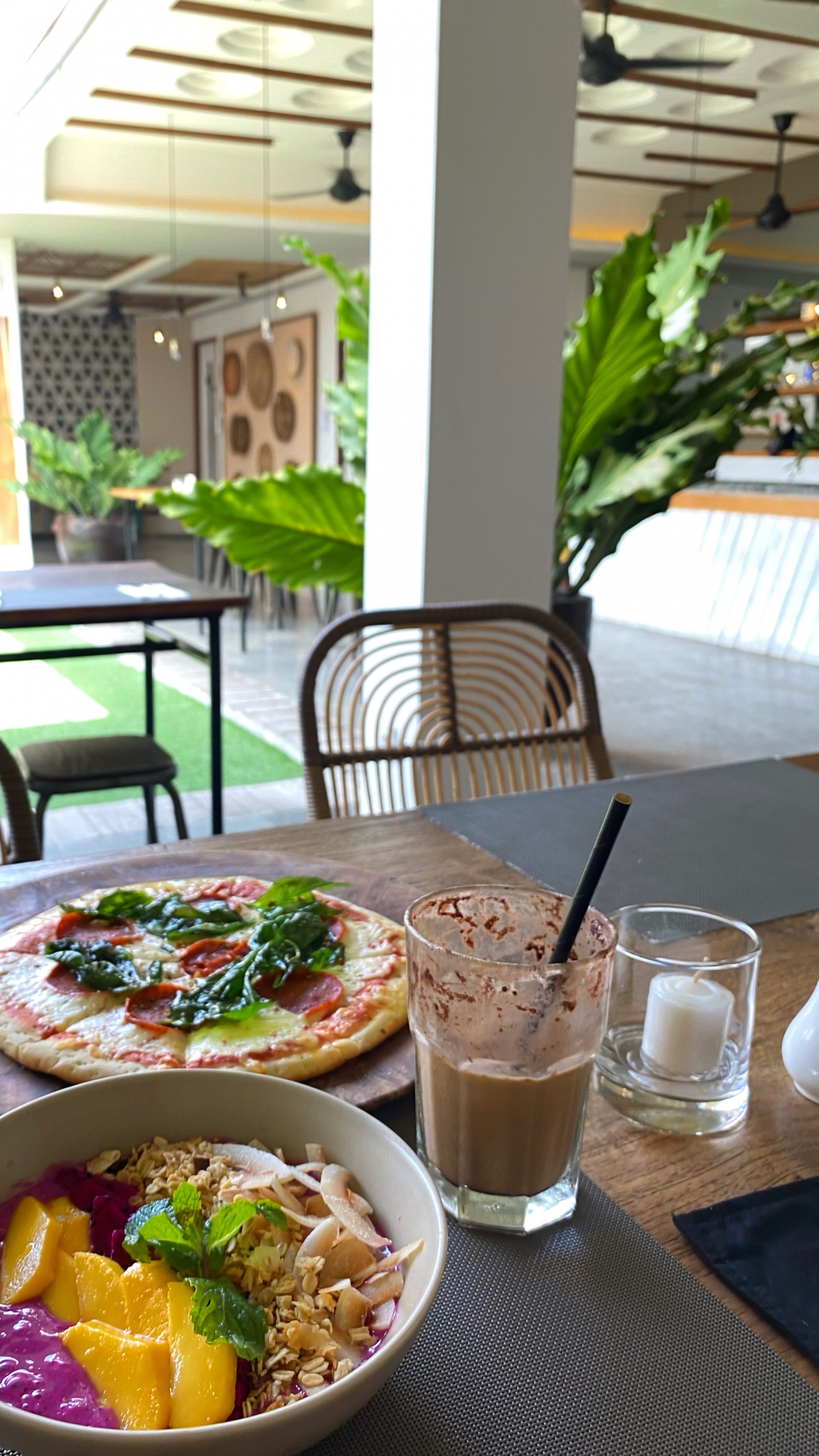 Обои завтрак, пища, Кулинария, таблица, мебель в разрешении 1440x2560