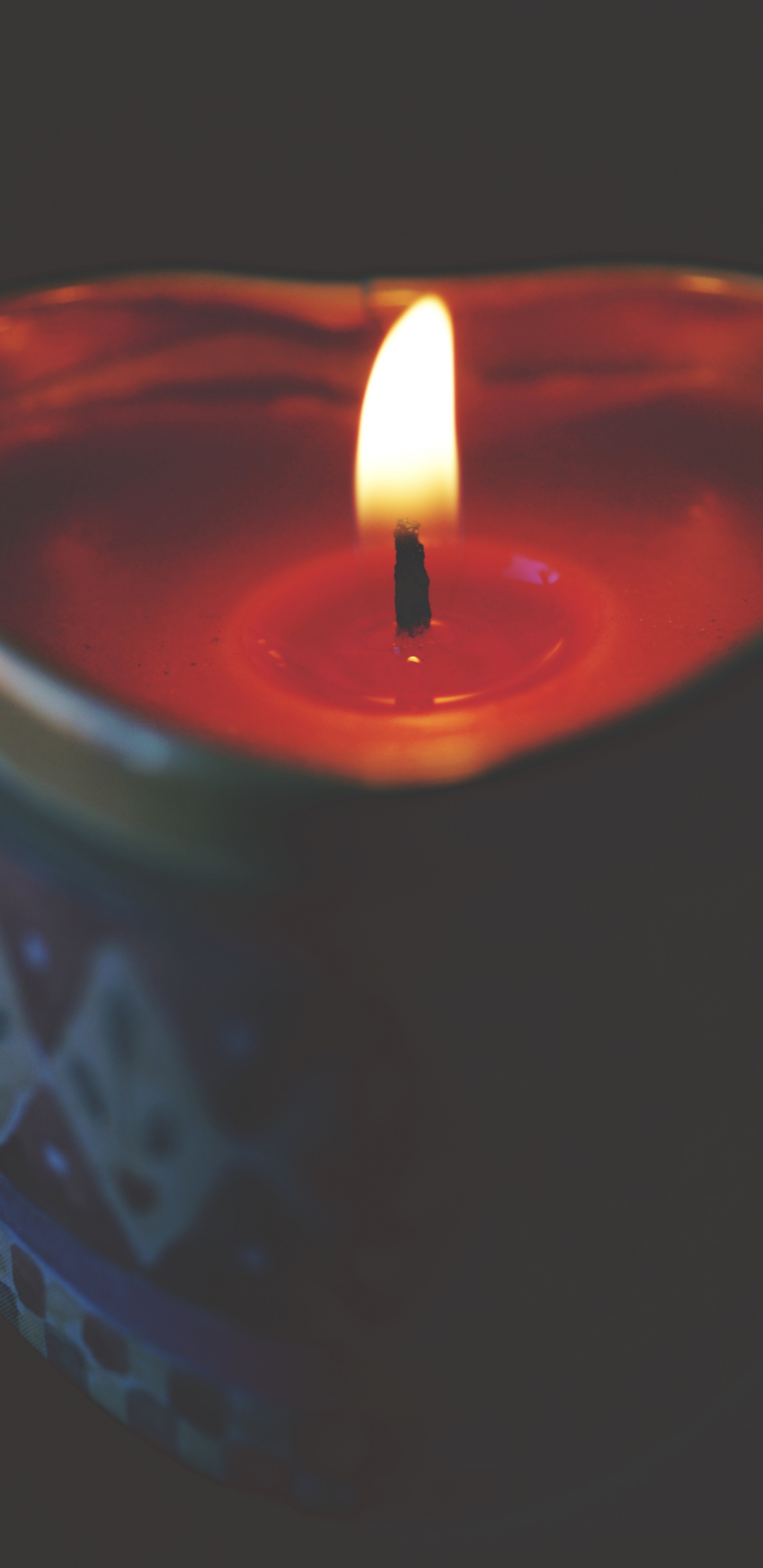 Обои свеча, свет, освещение, пламя, воск в разрешении 1440x2960