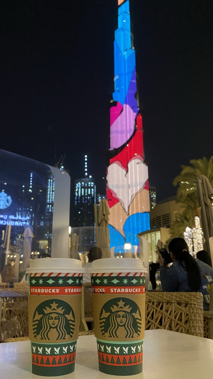 Обои Дубай, Бурдж Халифа, старбакс, изменение логотипа starbucks, ночь в разрешении 720x1280