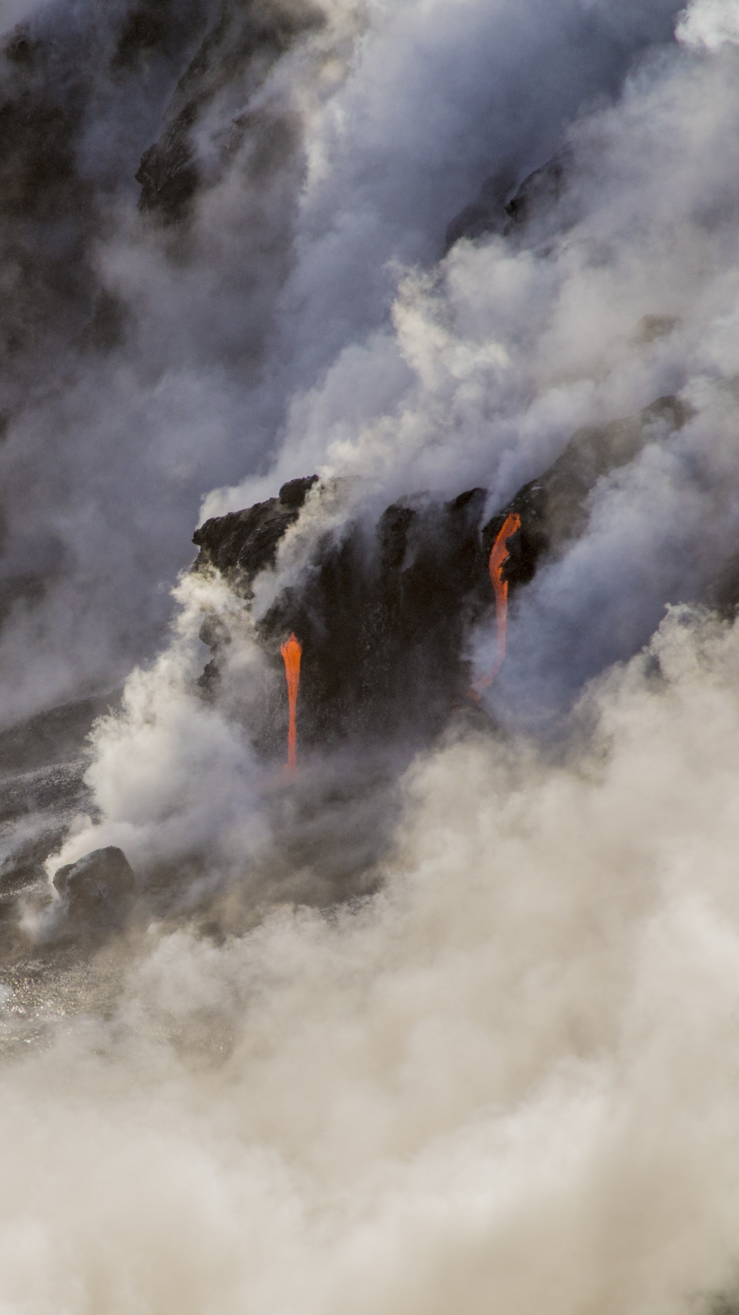 Обои волна, ветровая волна, облако, вода, реки в разрешении 1440x2560