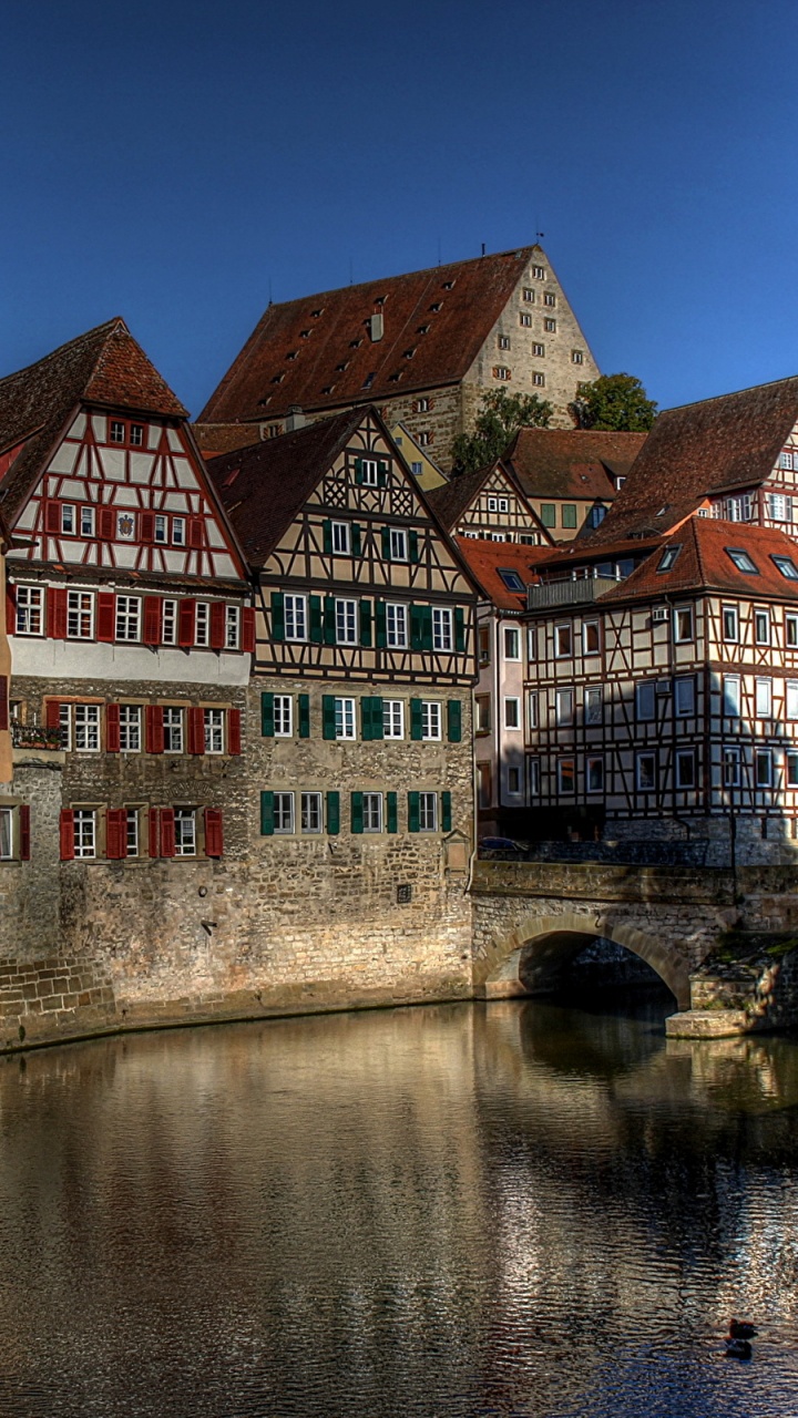 Обои центр schwbisch зале Дома, Хаус, здание, вода, водный путь в разрешении 720x1280