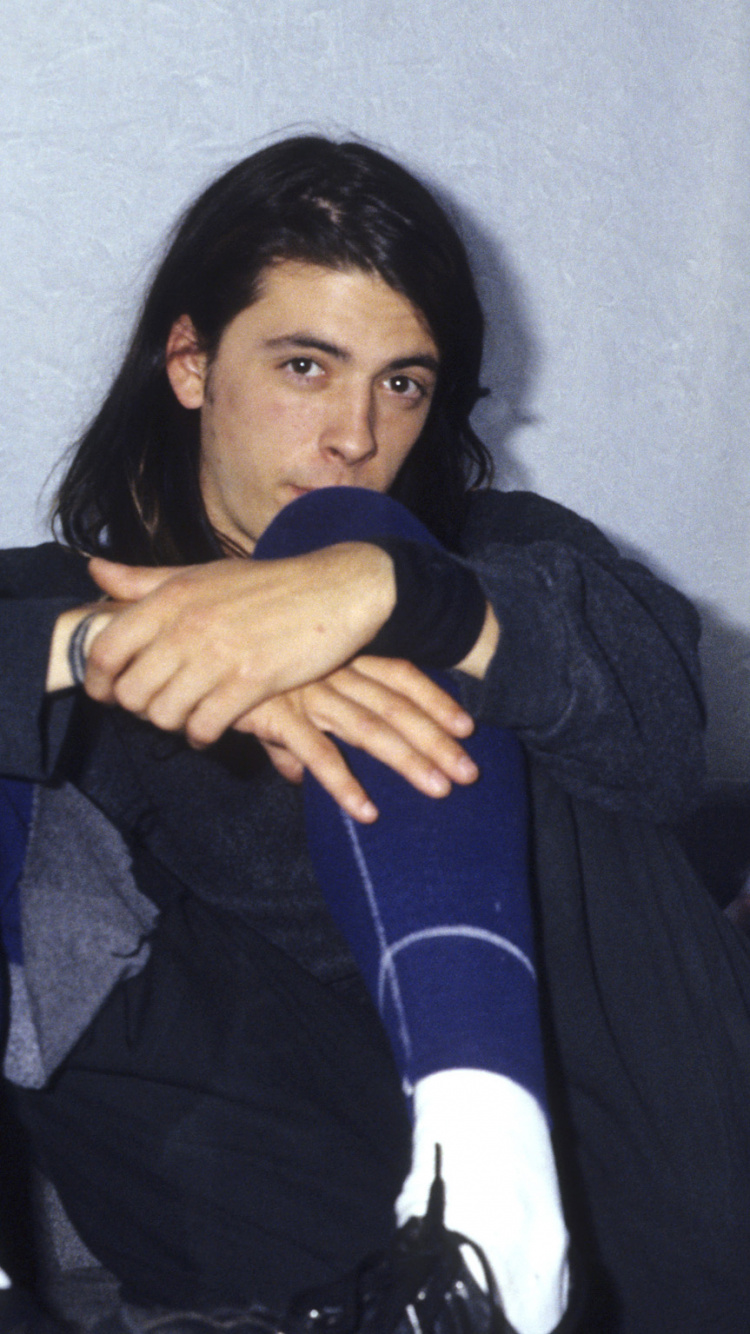 Обои Дэйв Грол, нирвана, Фигу, Foo Fighters, Курт Кобейн drogato в разрешении 750x1334