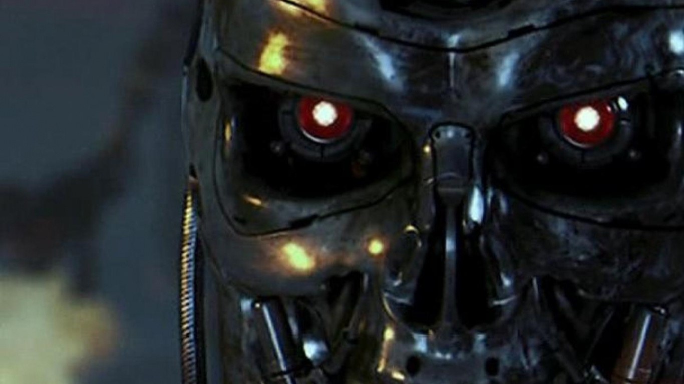 Обои Терминатор, Научная фантастика, шлем, технологии, фигурка в разрешении 1366x768