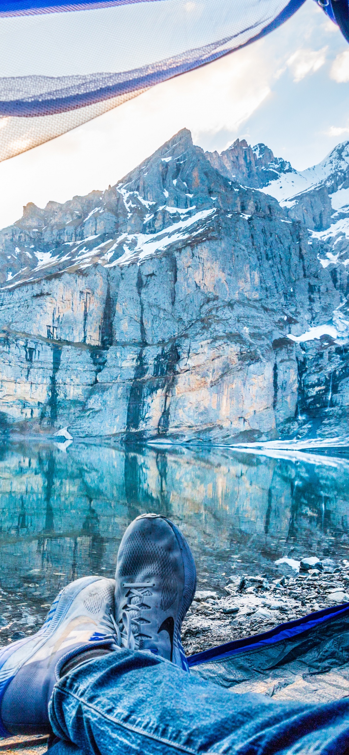 Обои палатка, Кемпинг, синий, вода, ледяная форма в разрешении 1125x2436