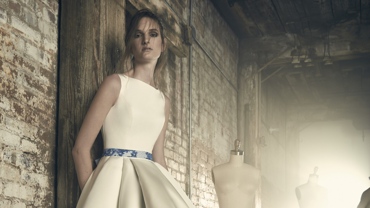 Обои красота, Sareh Нури, модель, одежда, платье в разрешении 1280x720