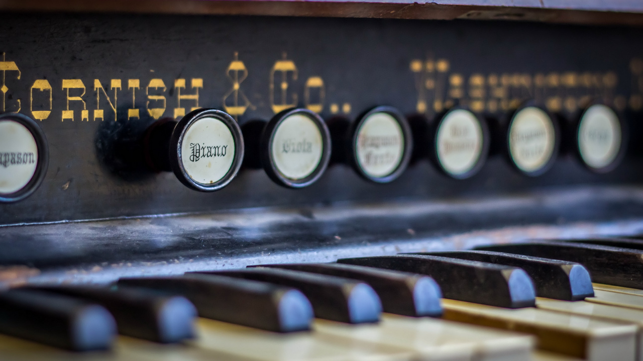 Обои пианола, электрическое пианино, цифровое пианино, электронная клавиатура, синтезатор в разрешении 1280x720