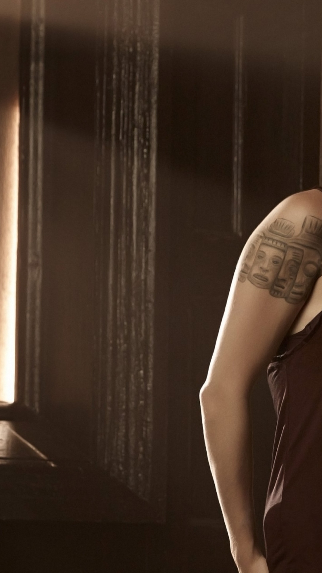 Обои даниэлла пинеда оригиналы, Даниэлла Пинеда, Дневники вампира, Софи Деверо, фэшн в разрешении 1080x1920