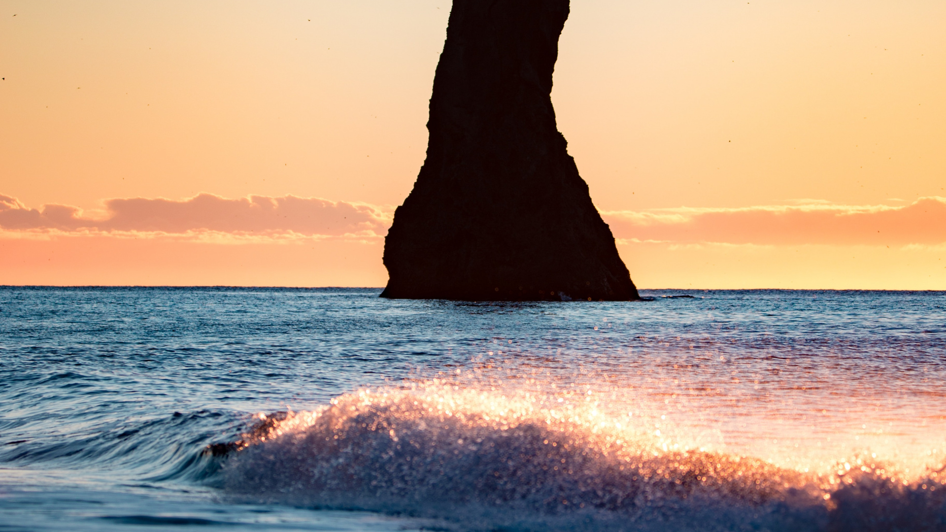 Обои горизонт, океан, рок, берег, побережье в разрешении 1920x1080