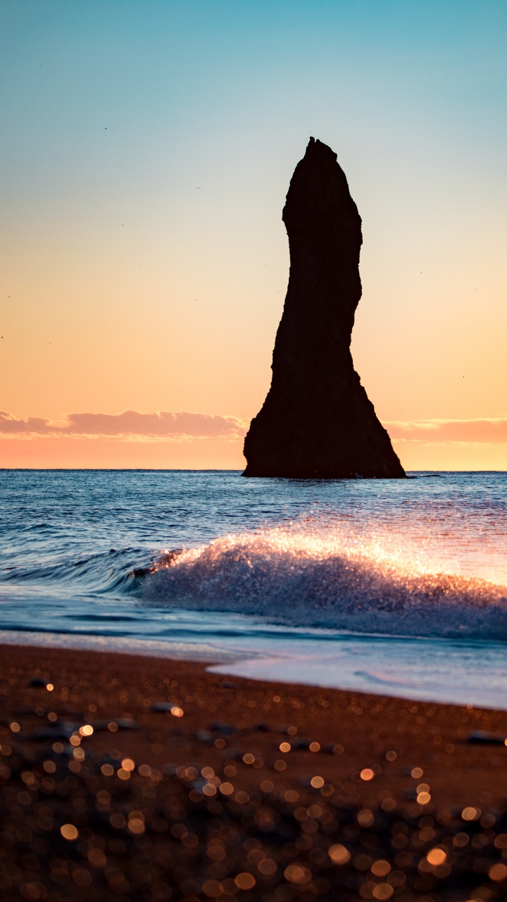 Обои горизонт, океан, рок, берег, побережье в разрешении 720x1280