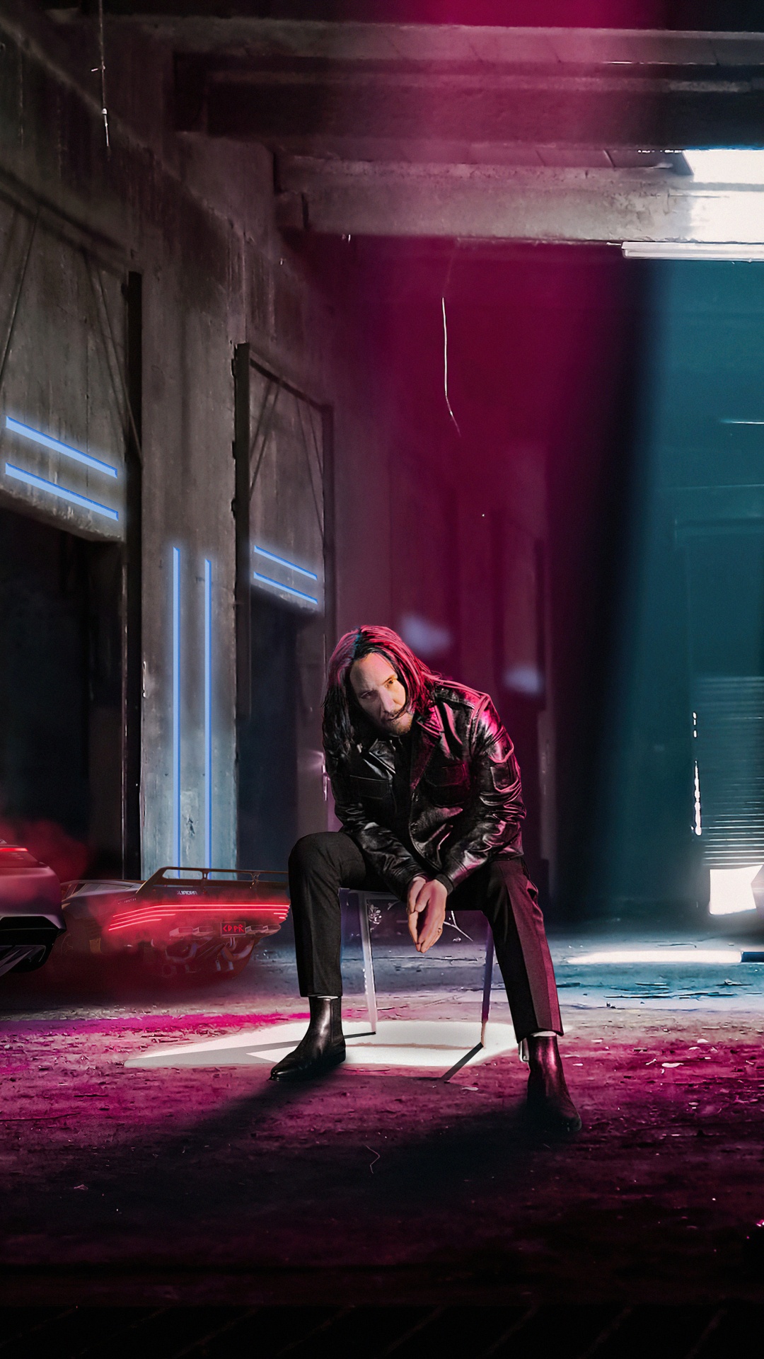 Обои городской автомобиль, колесо, капюшон, шина, легковые автомобили в разрешении 1080x1920