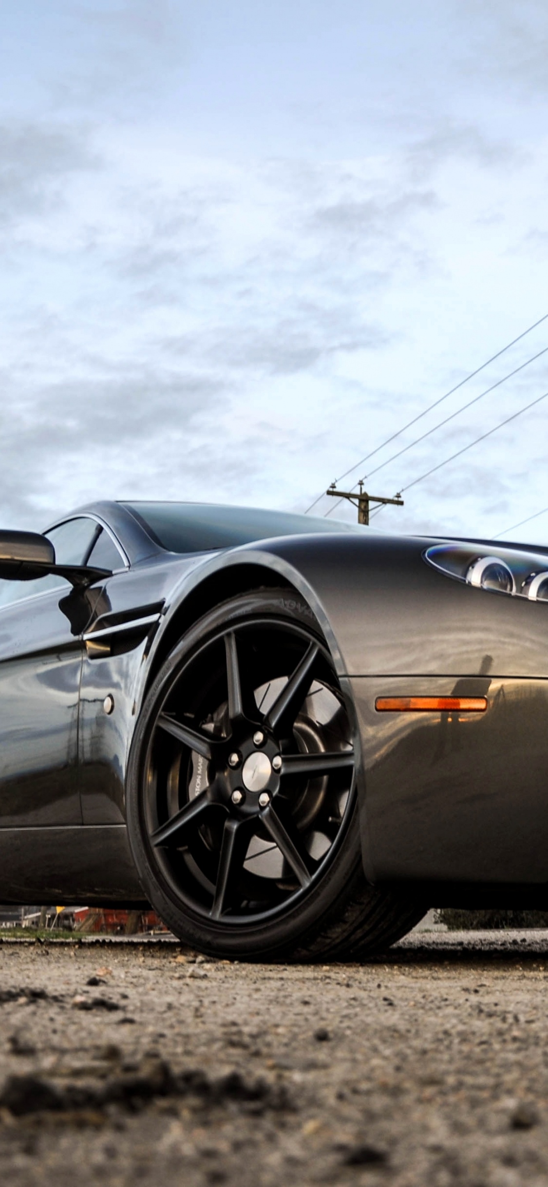 Обои спорткар, Астон Мартин вираж, Астон Мартин дбс V12, Астон Мартин db9, aston martin vanquish в разрешении 1125x2436