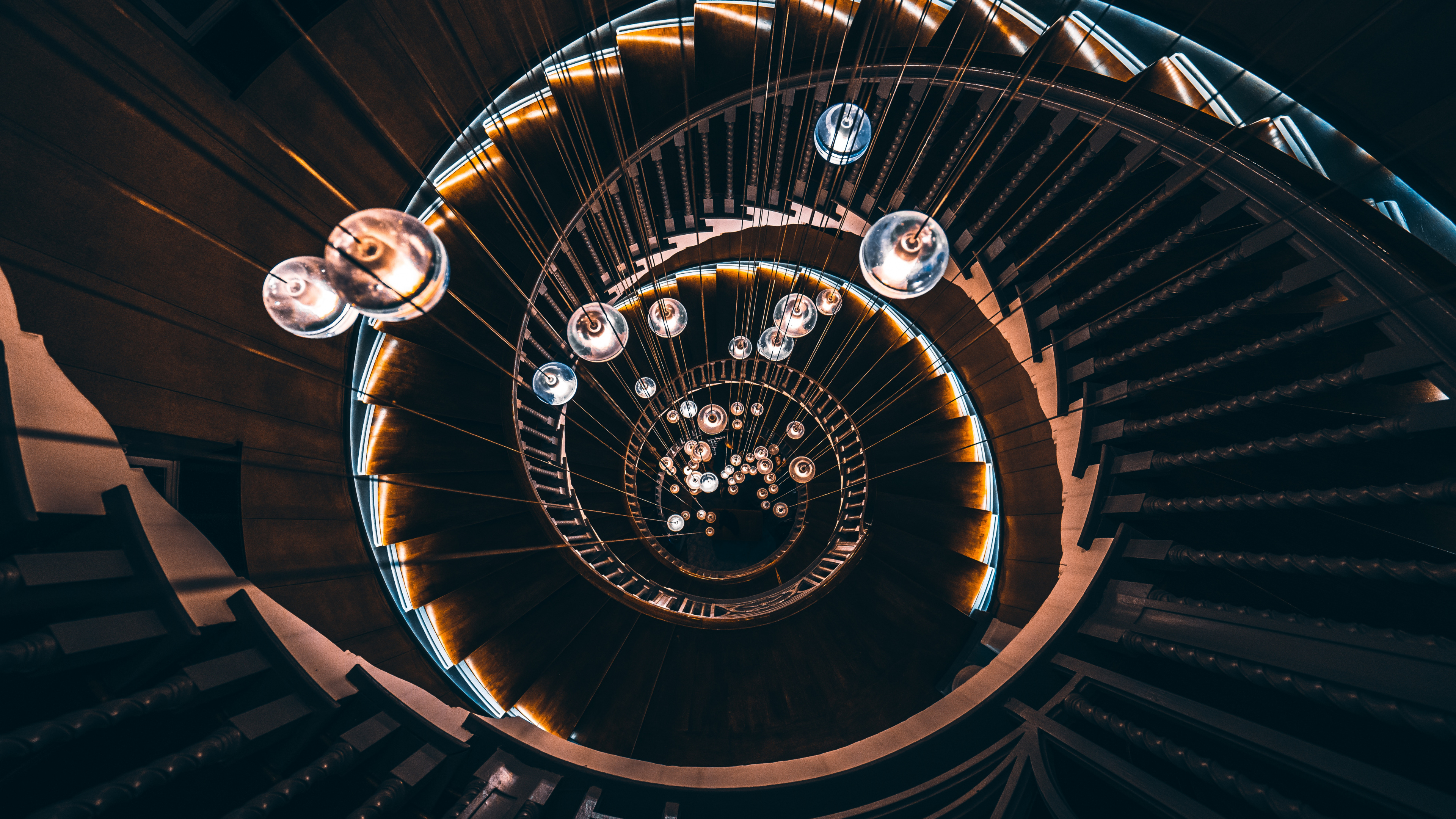 Обои спираль, круг, архитектура, лестница в разрешении 3840x2160