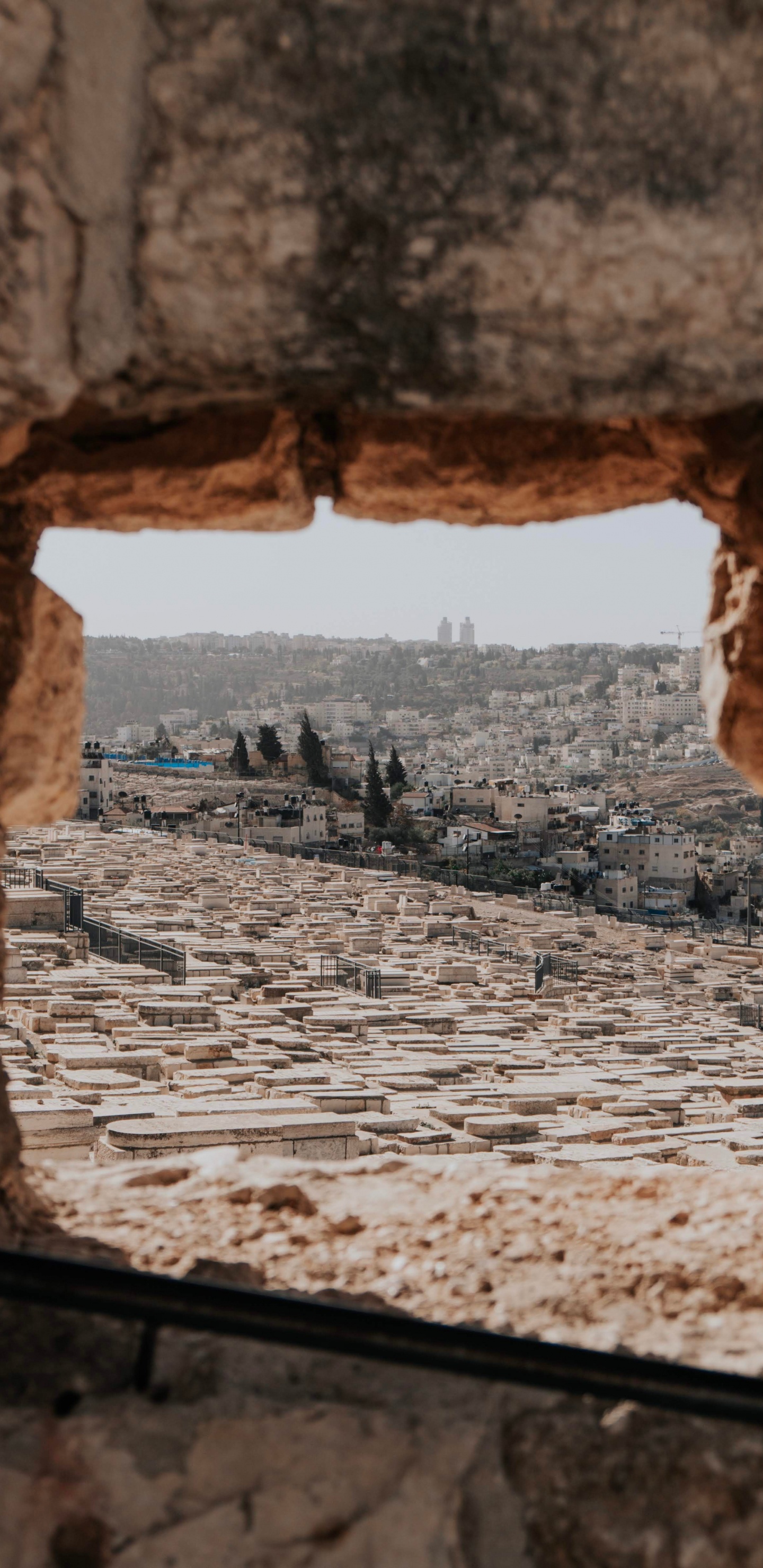 Обои археологический памятник, архитектура, арка, рок, каменная стена в разрешении 1440x2960