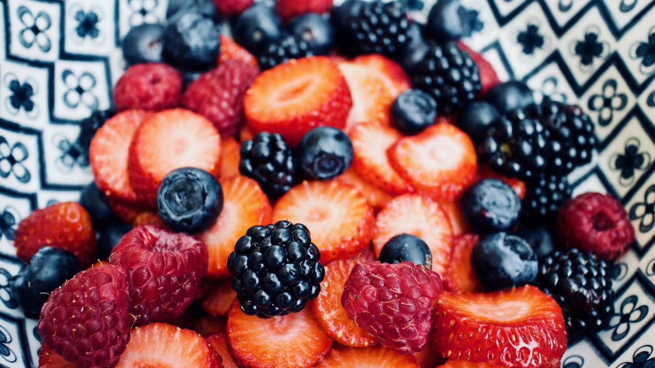 Обои ягоды, Blackberry, фрукты, природные продукты, пища в разрешении 1280x720