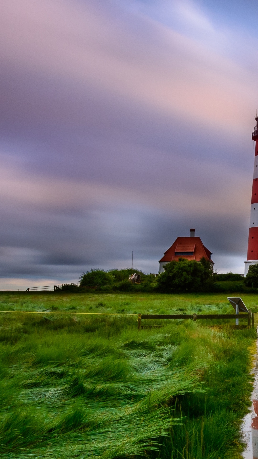 Обои облако, Маяк, растение, вышка, окружающая среда в разрешении 1080x1920