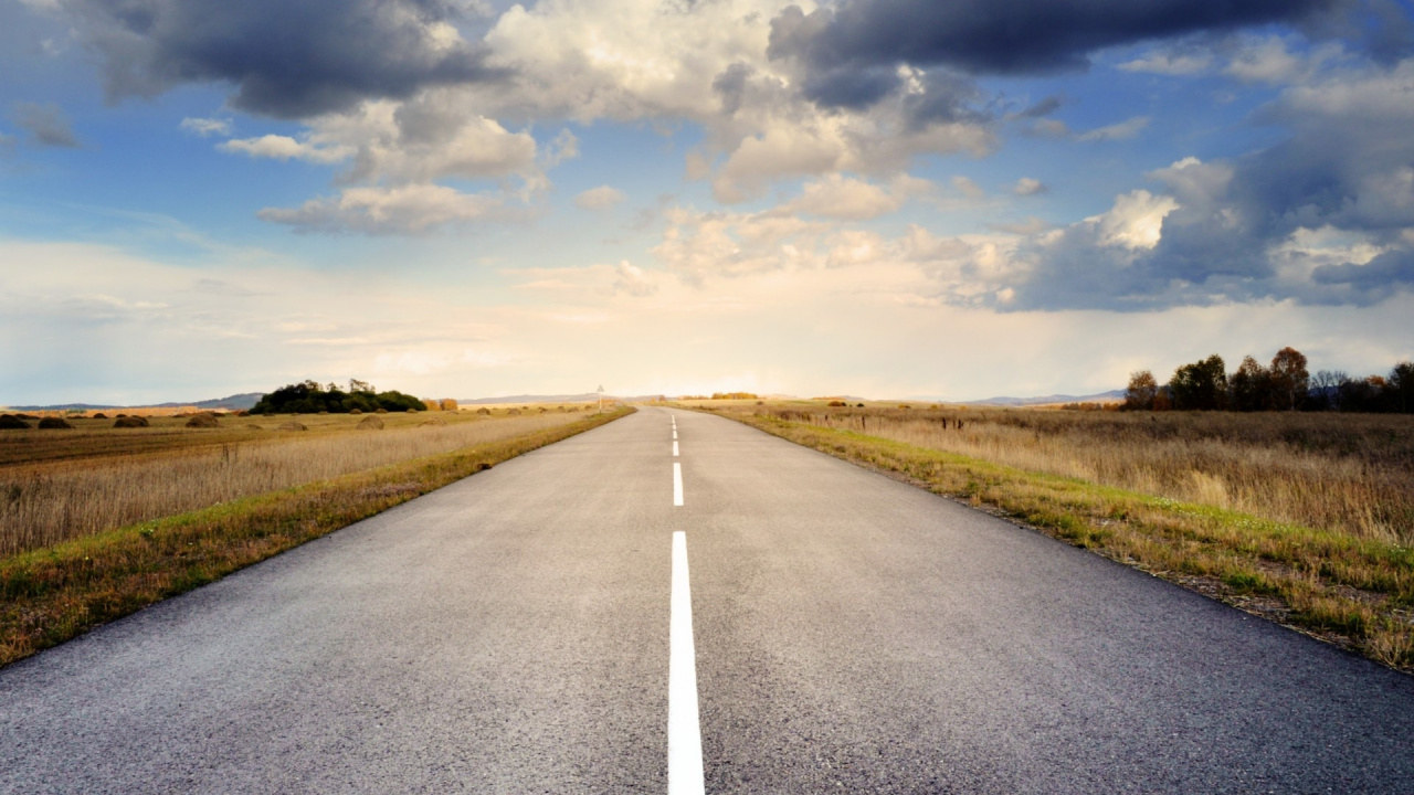 Обои дорога, природный ландшафт, облако, горизонт, асфальт в разрешении 1280x720