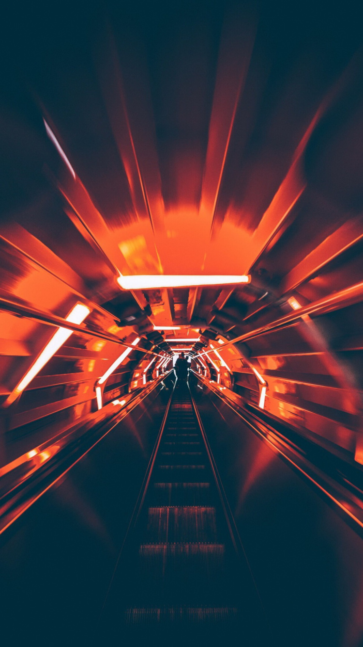 Обои свет, электричество, симметрия, параллель, дорога в разрешении 750x1334