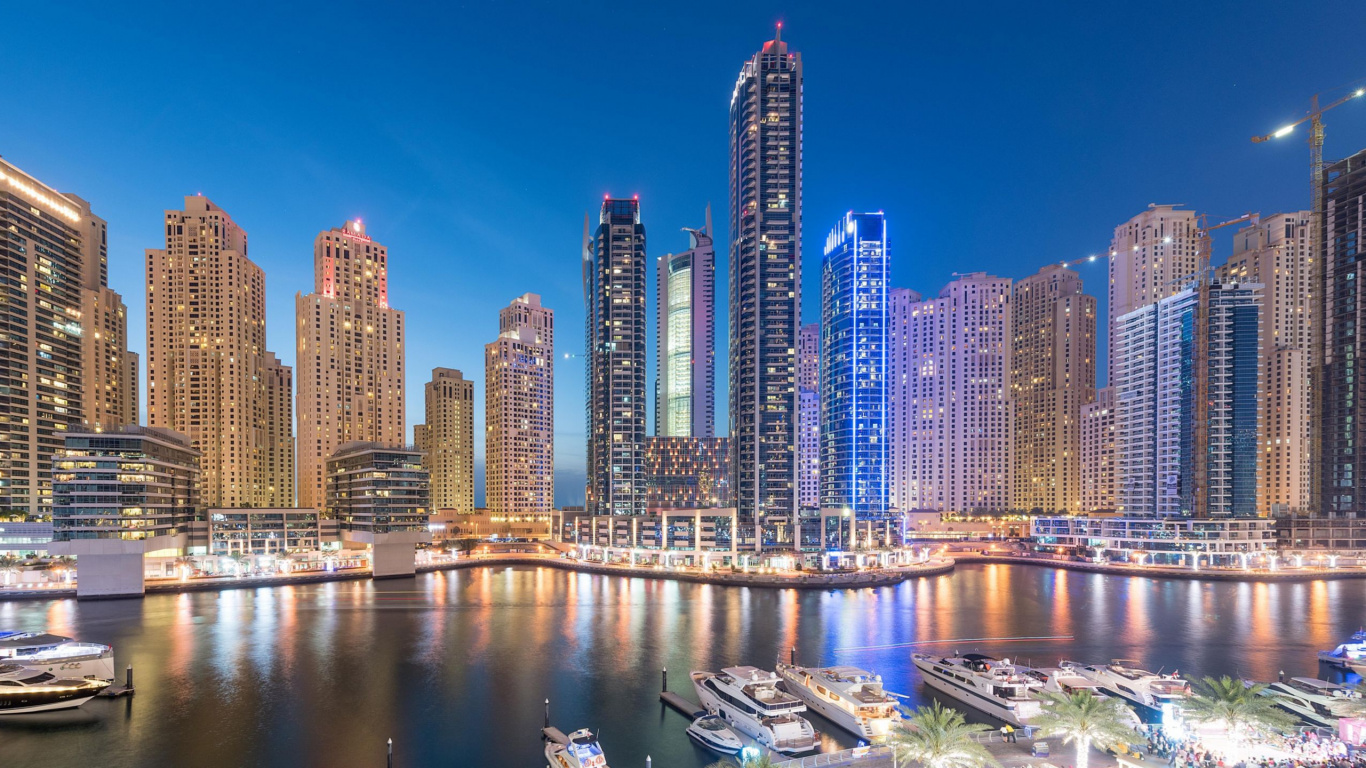 Обои комната, город, городской пейзаж, небоскреб, метрополия в разрешении 1366x768