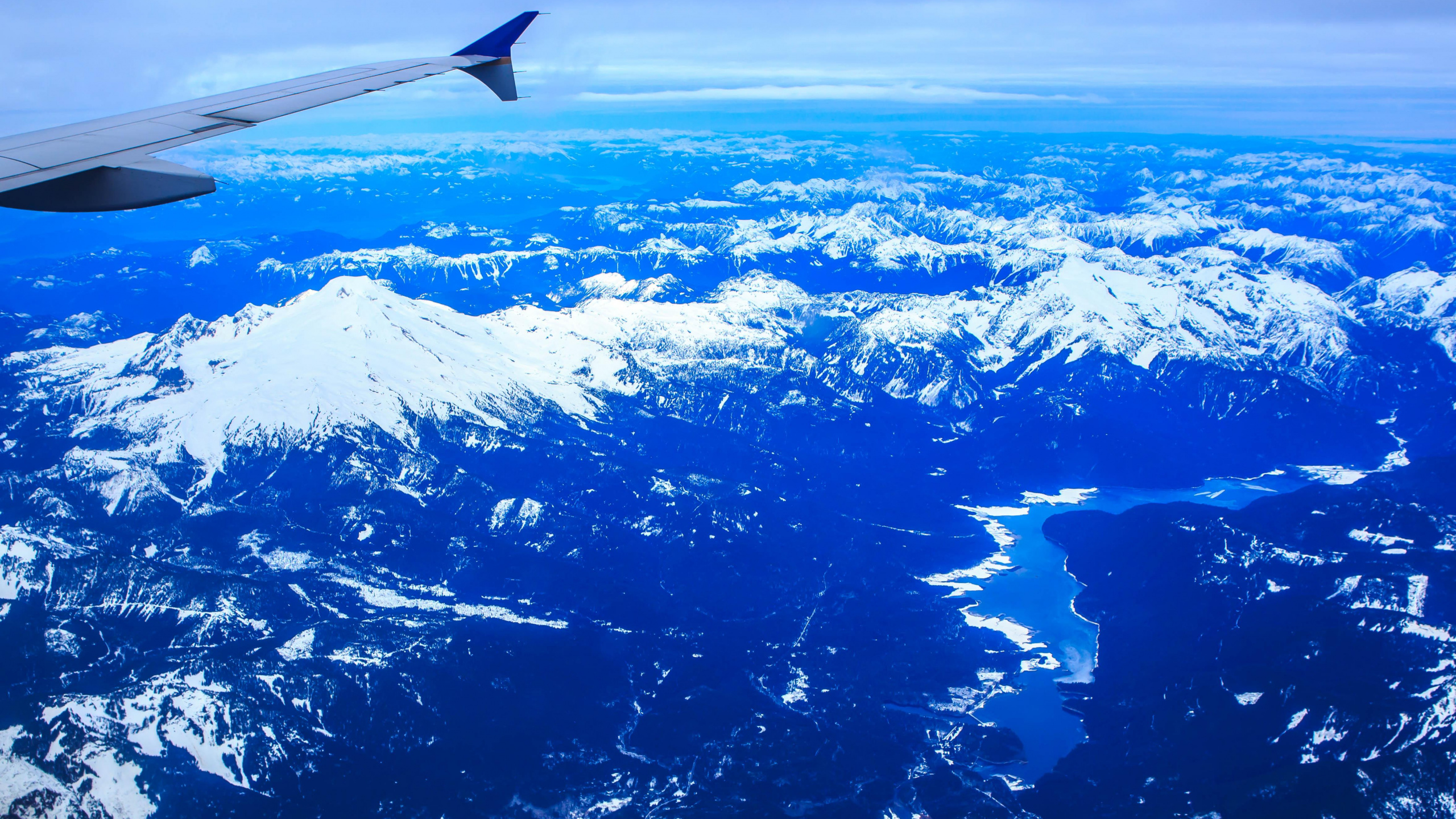 Обои самолет, самолеты, полет, воздушное путешествие, авиация в разрешении 2560x1440