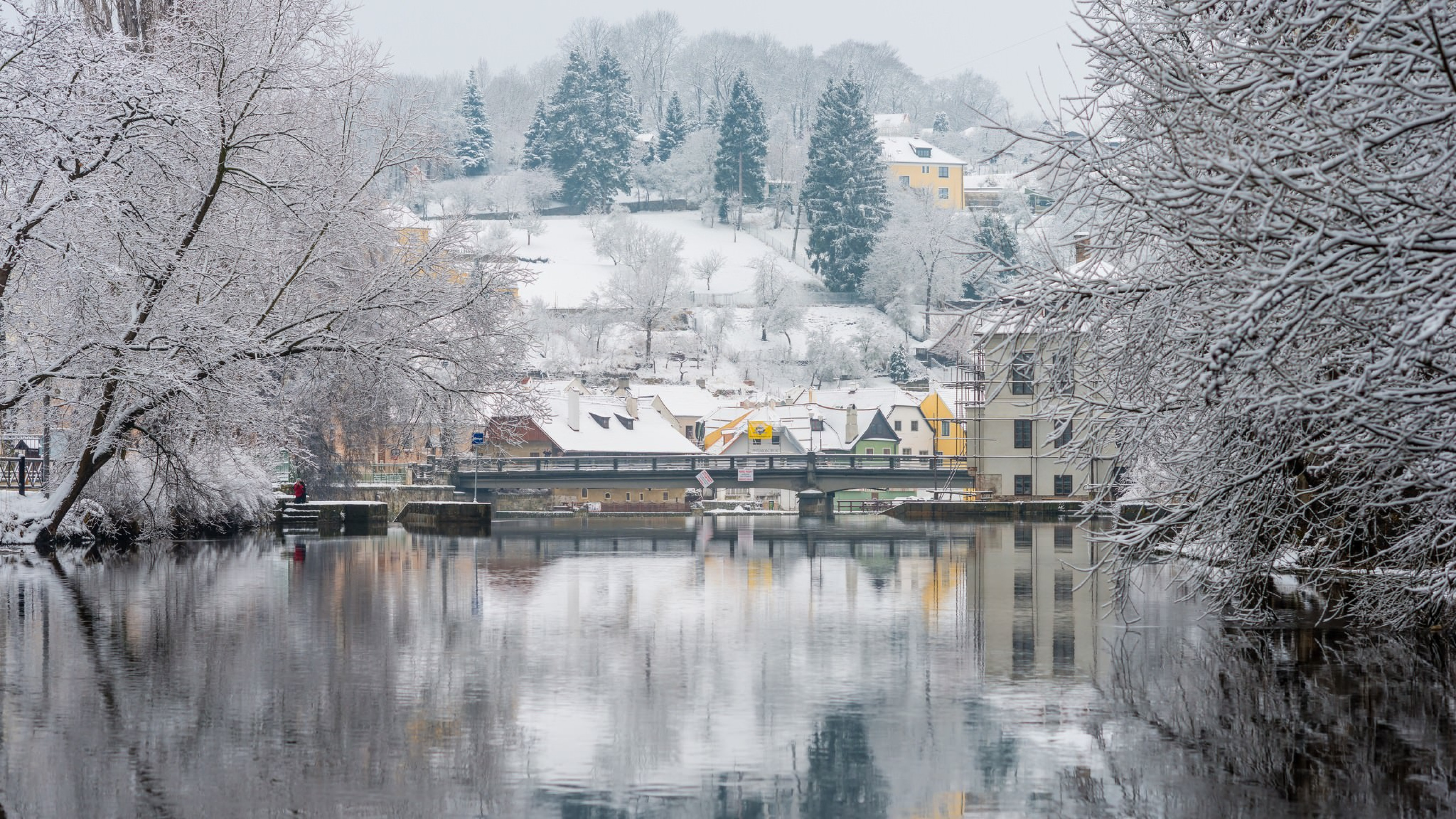 Обои Прага, Влтава, зима, отражение, вода в разрешении 3840x2160